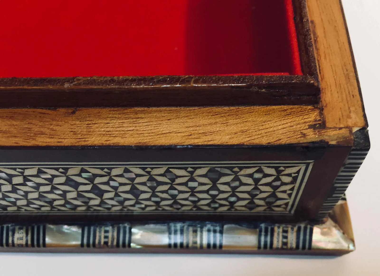 Vintage Middle Eastern Moorish Mosaic Marquetry Inlay Box - 7
