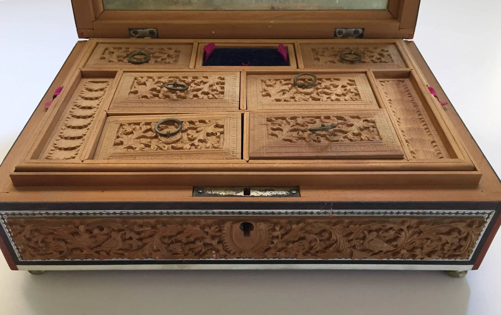 19th Century Anglo-Indian Jewelry Box With Lidded Compartments - 3