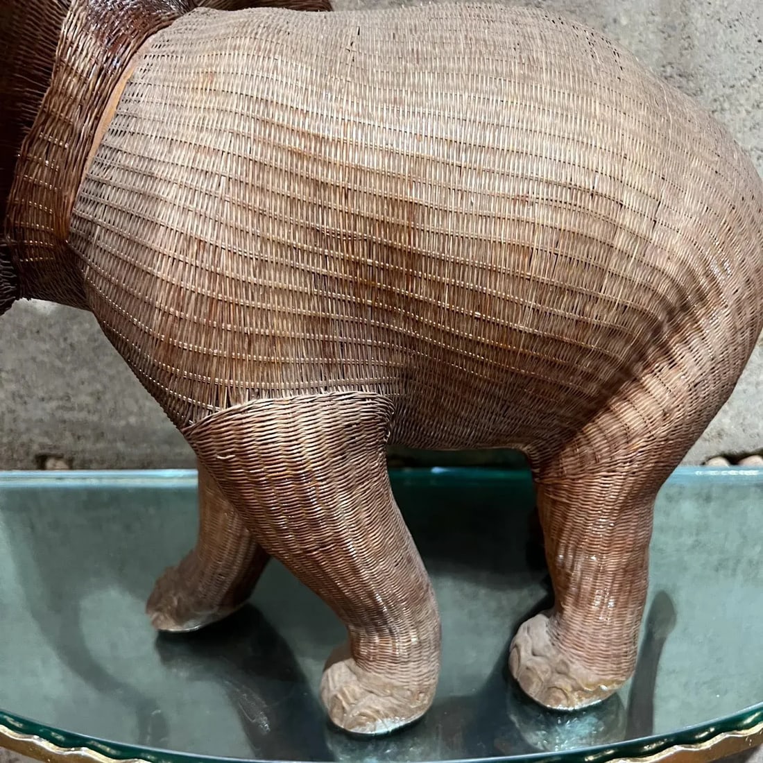 Vintage Chinese Wicker Elephant Box, Hand-Woven Rattan, Mid-Century - 5