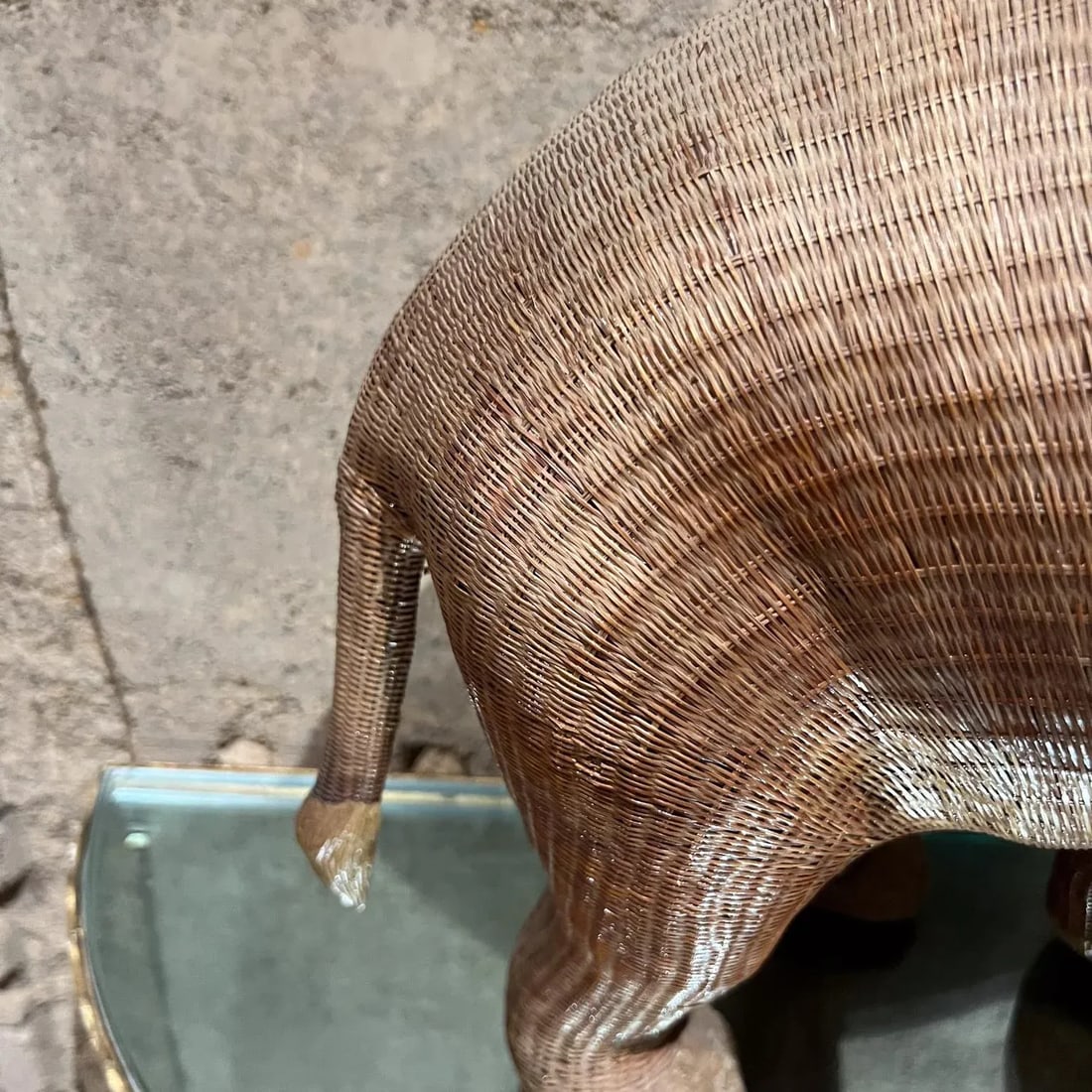 Vintage Chinese Wicker Elephant Box, Hand-Woven Rattan, Mid-Century - 7