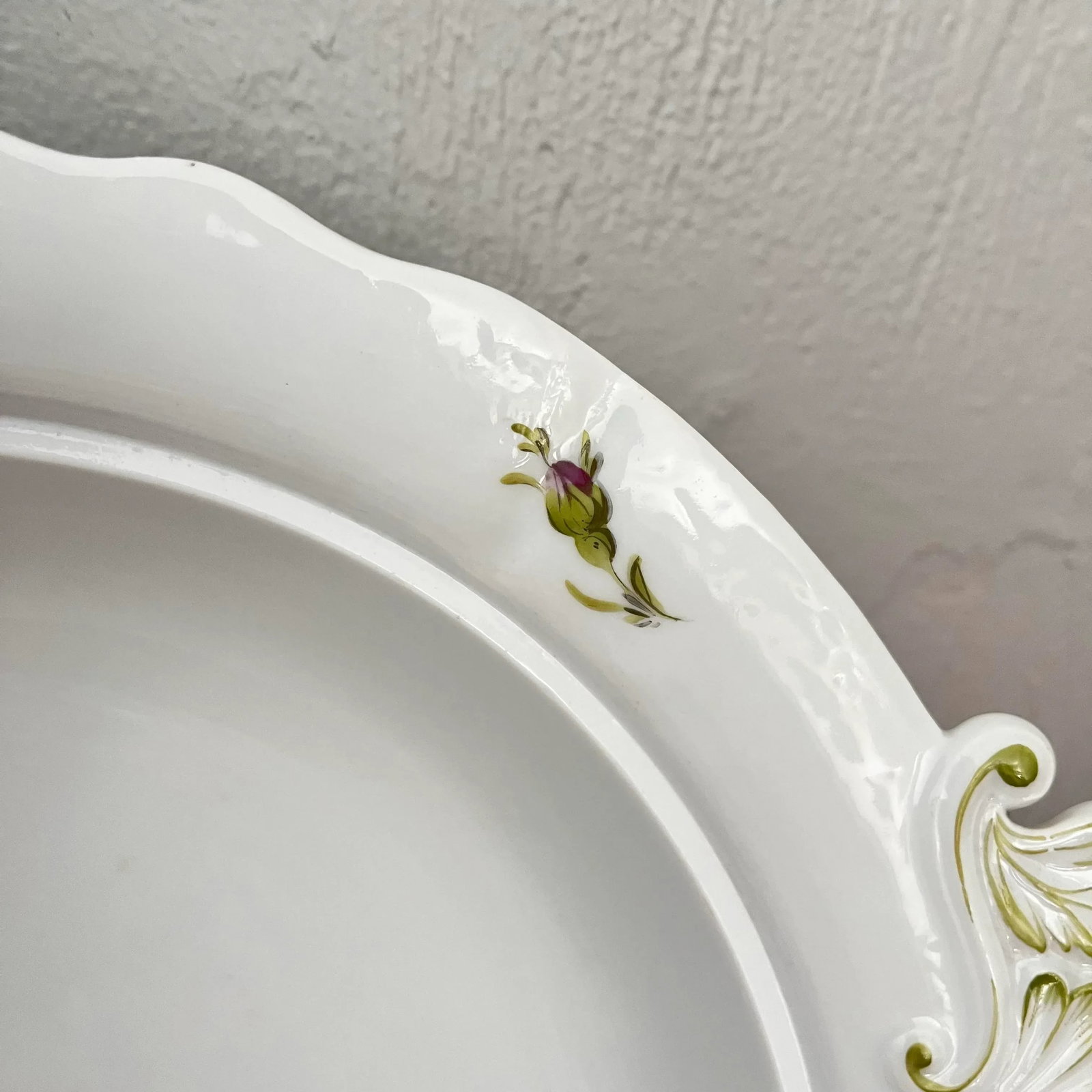 Antique Meissen Tureen, Germany (No Lid) - 4