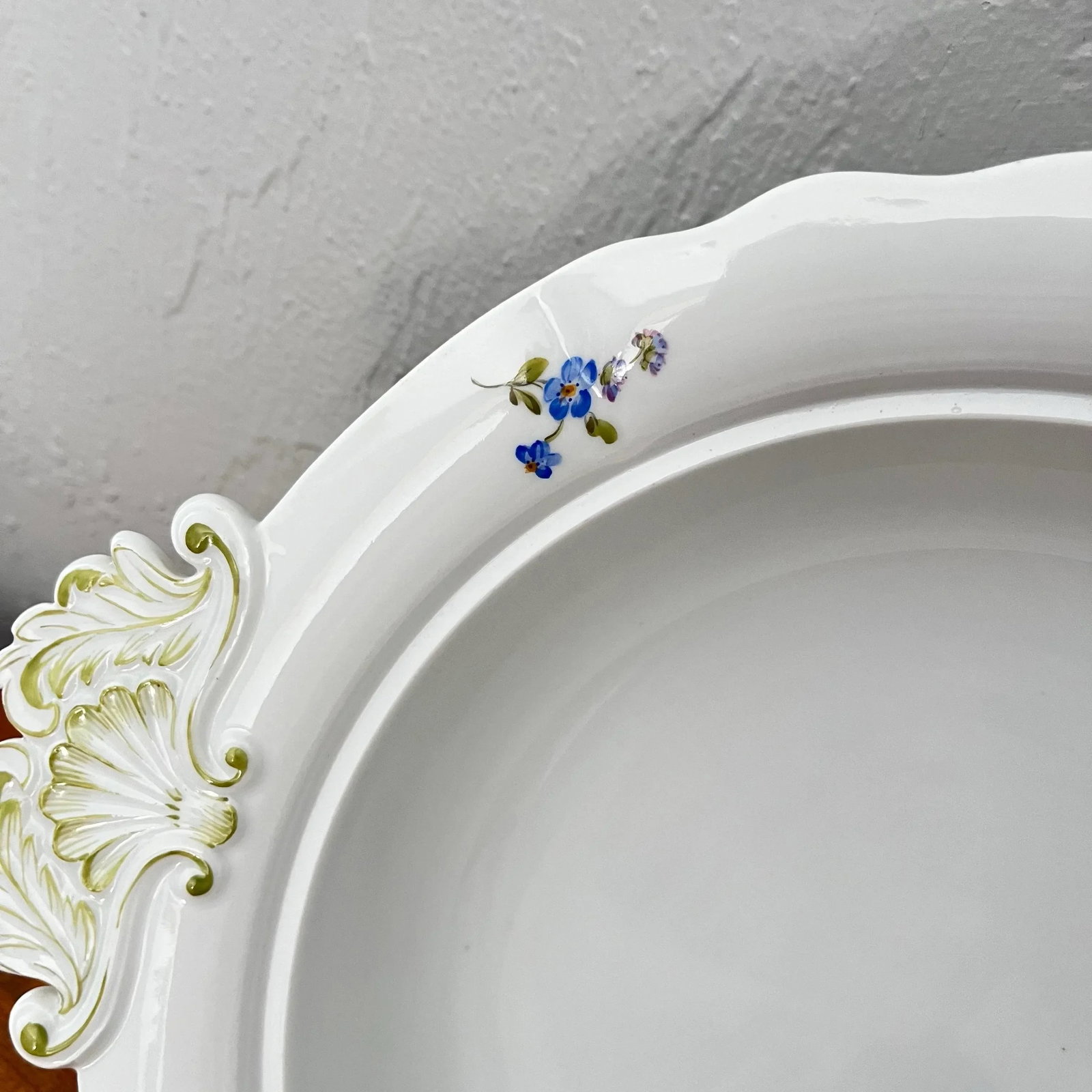 Antique Meissen Tureen, Germany (No Lid) - 6