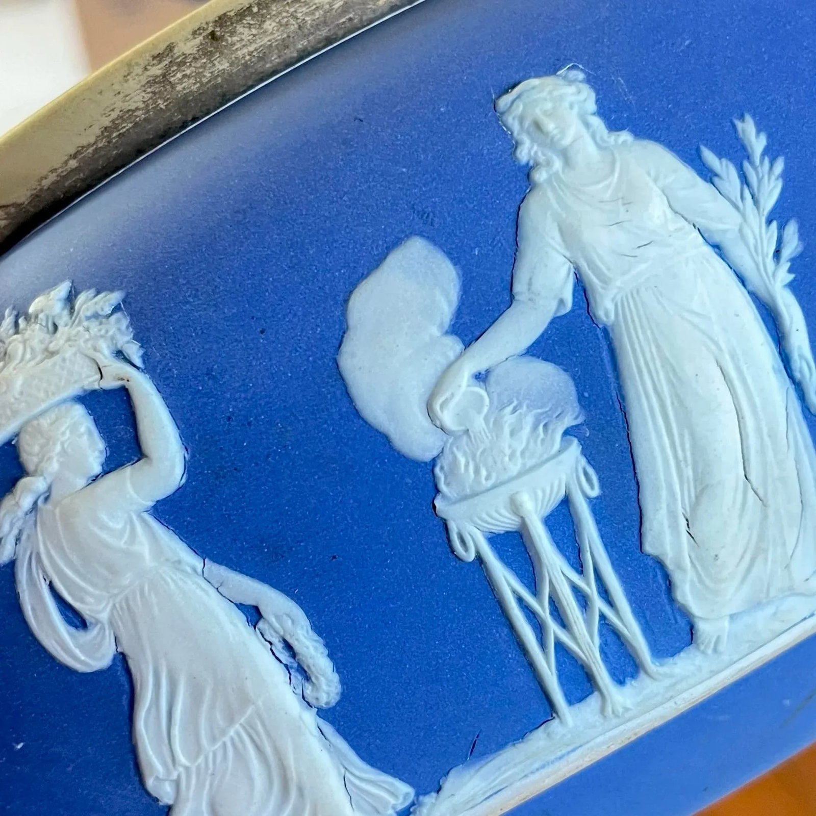 Late 19th Century Cream Color on Royal Blue Jasperware Serving Bowl by Wedgwood - 2