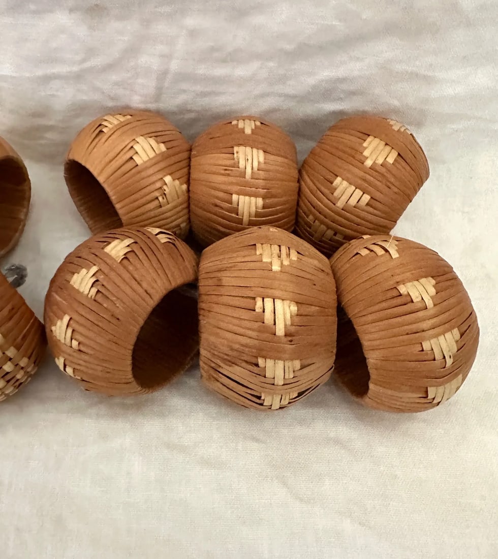 Set of 12 Vintage Woven Rattan Boho Napkin Rings - 4