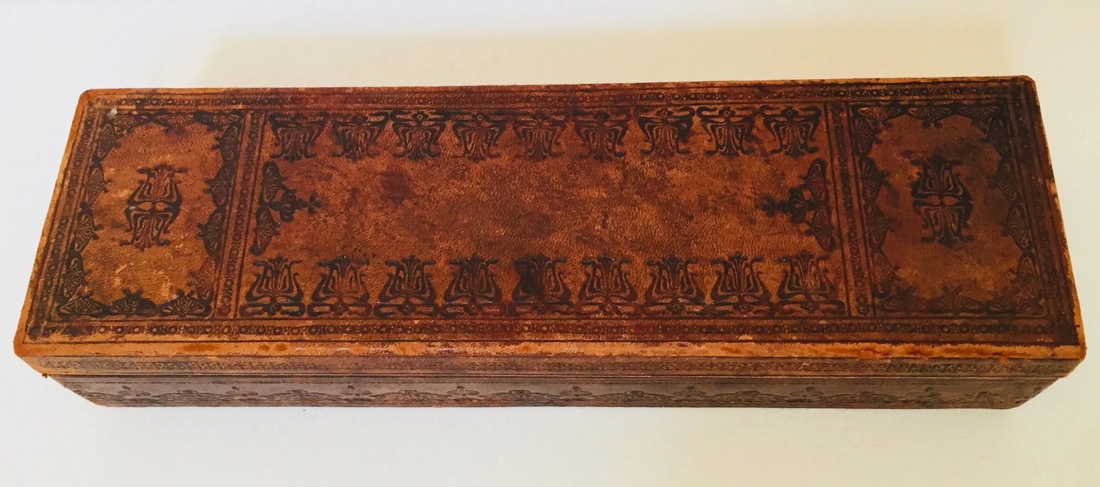 Antique French "A La Marquise De Sevigne Paris" Glove Box - 8