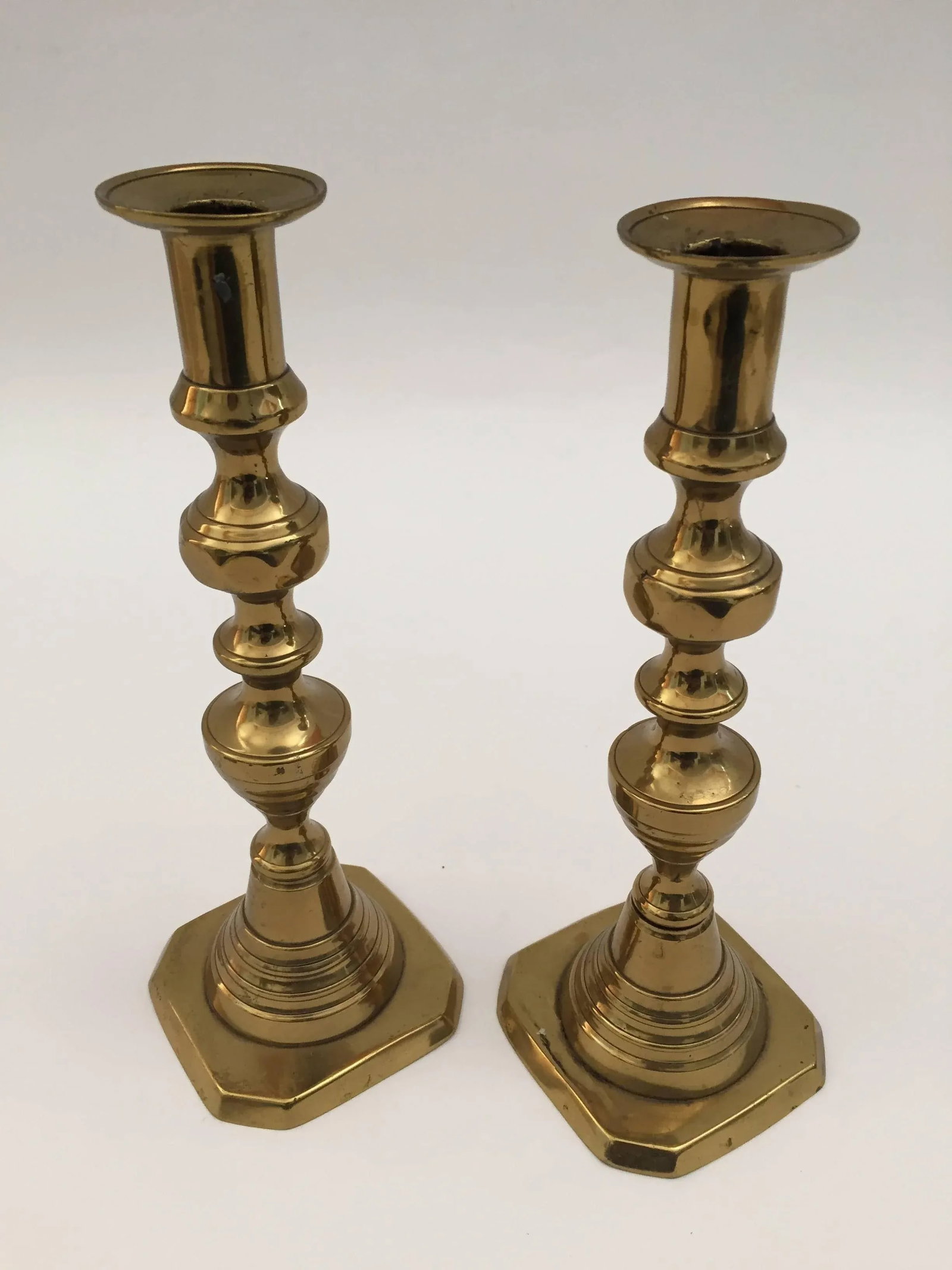 19th C. Pair of Victorian English Brass Beehive Candlesticks - 7