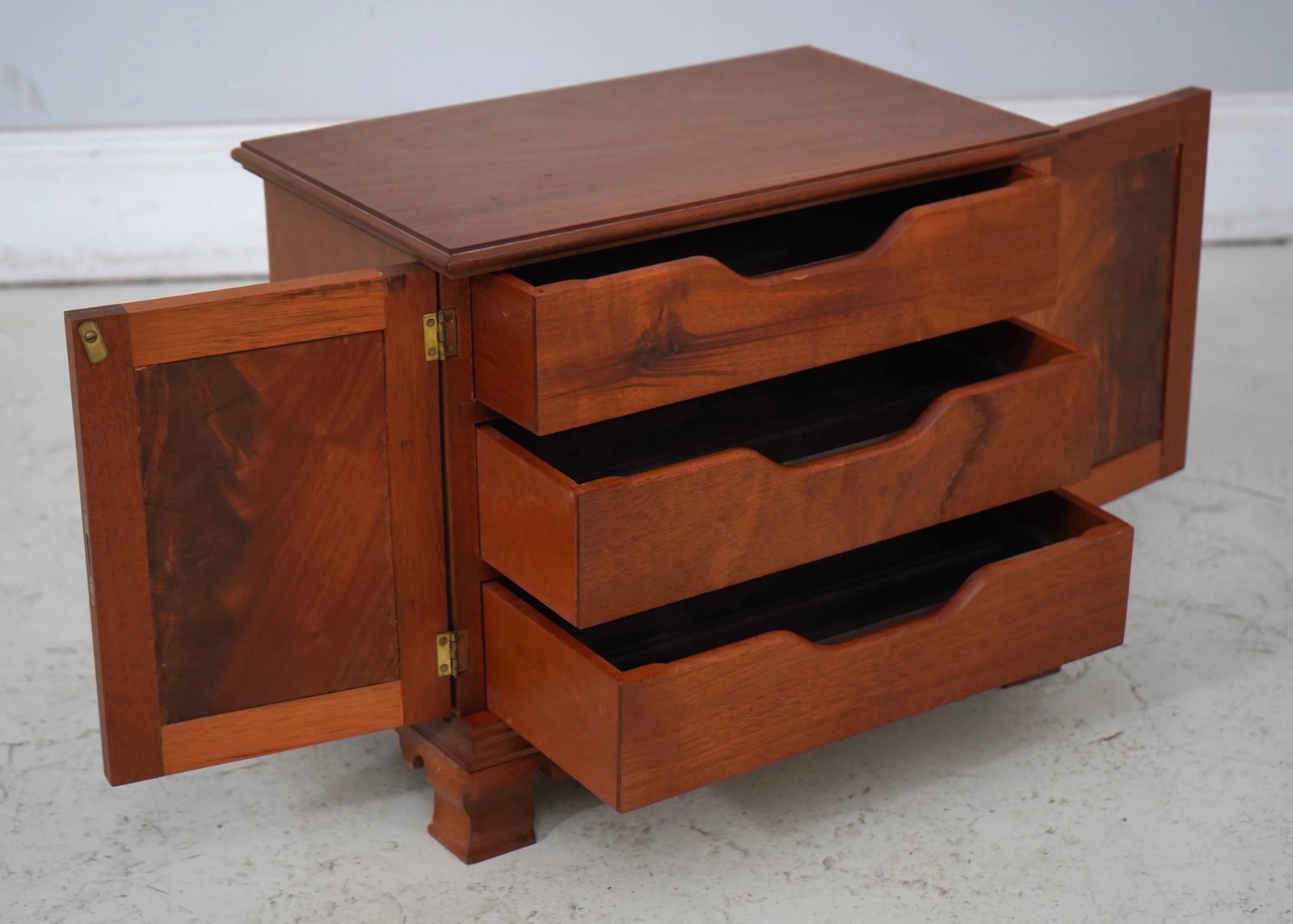 Bench Made Chippendale Style 2 Door Walnut Jewelry Box - 3