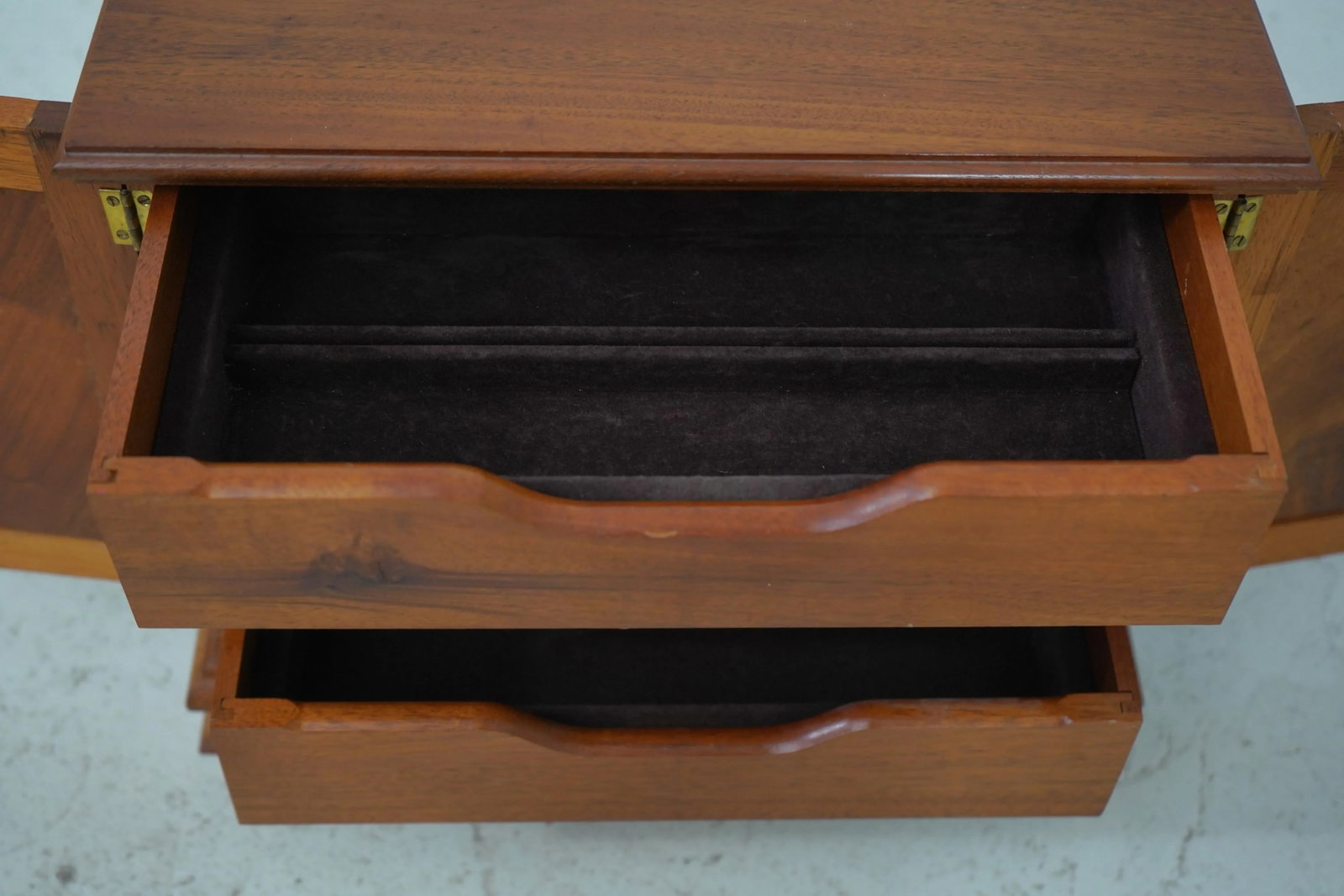 Bench Made Chippendale Style 2 Door Walnut Jewelry Box - 4