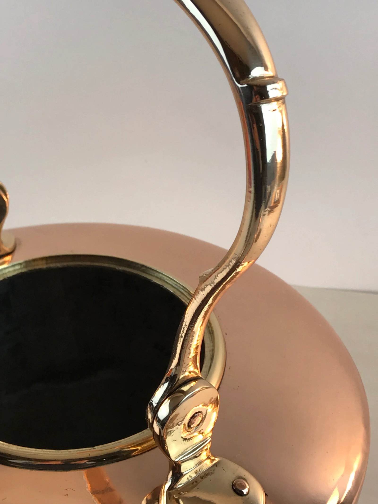 Late 19th Century Vintage Copper Water Tea Kettle - 8