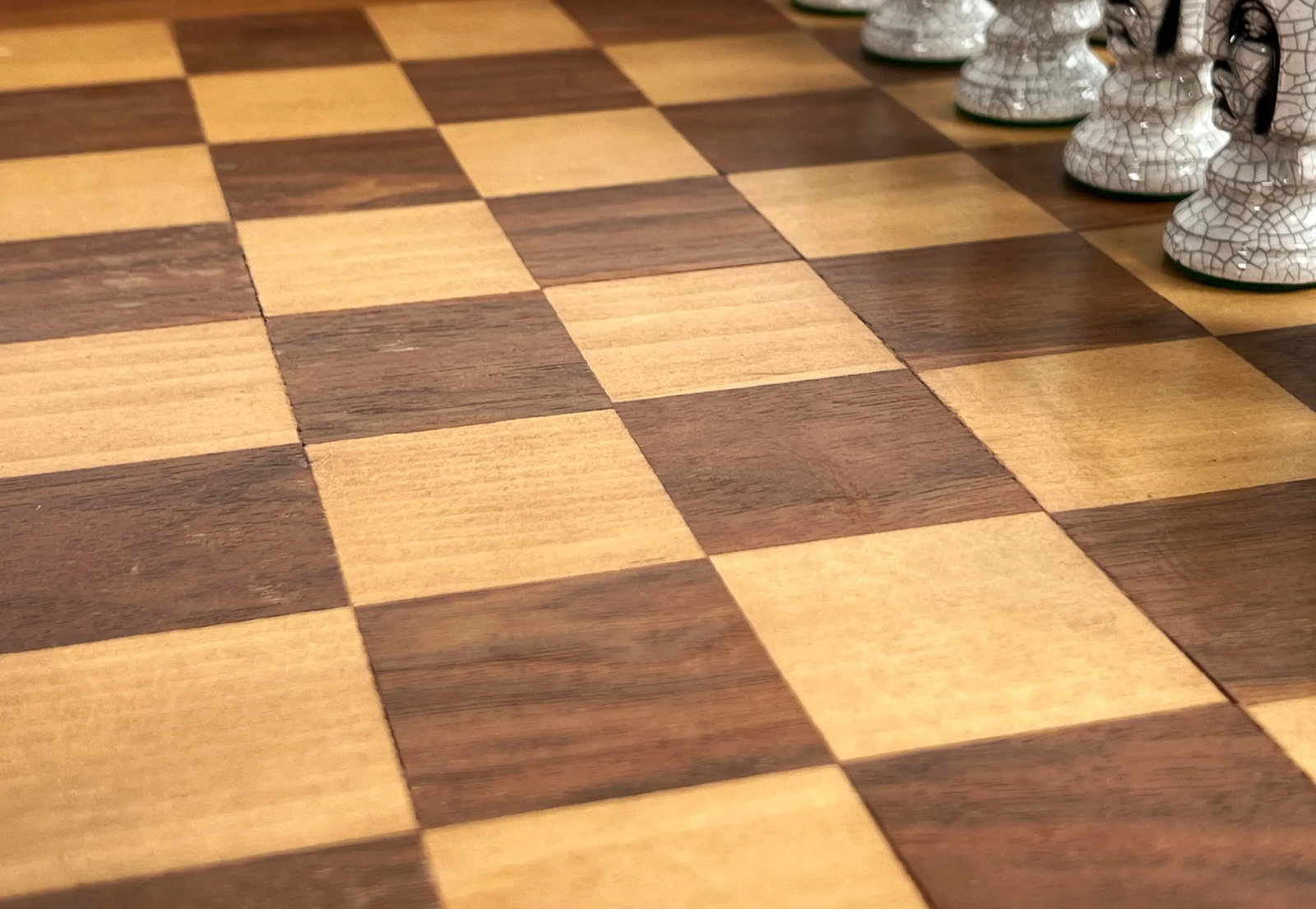 Vintage 1950's Ceramic Chess Set W/ Hand Made Wood Board - 10