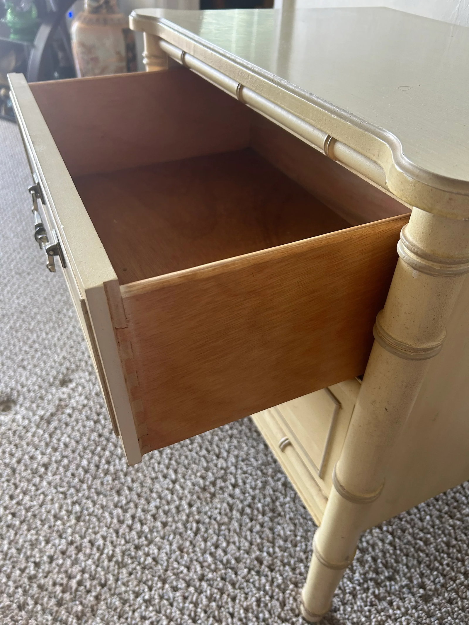 Mid 20th Century Henry Link Coastal White Cream Nightstand - 4