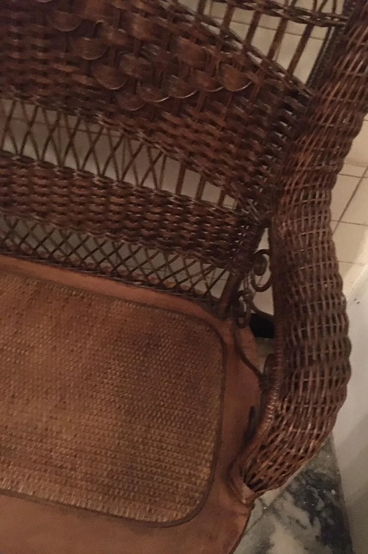 Early 1900s Natural Wicker Heywood Wakefield Settee - 7