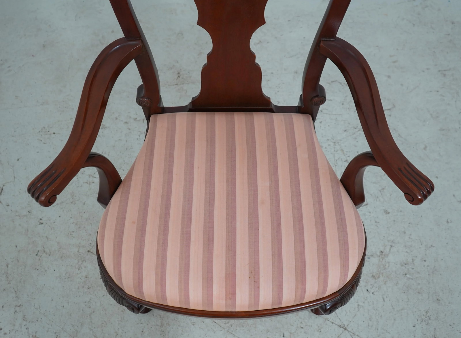 Pair of Baker Historic Charleston Mahogany Dining Room Arm Chairs - 7