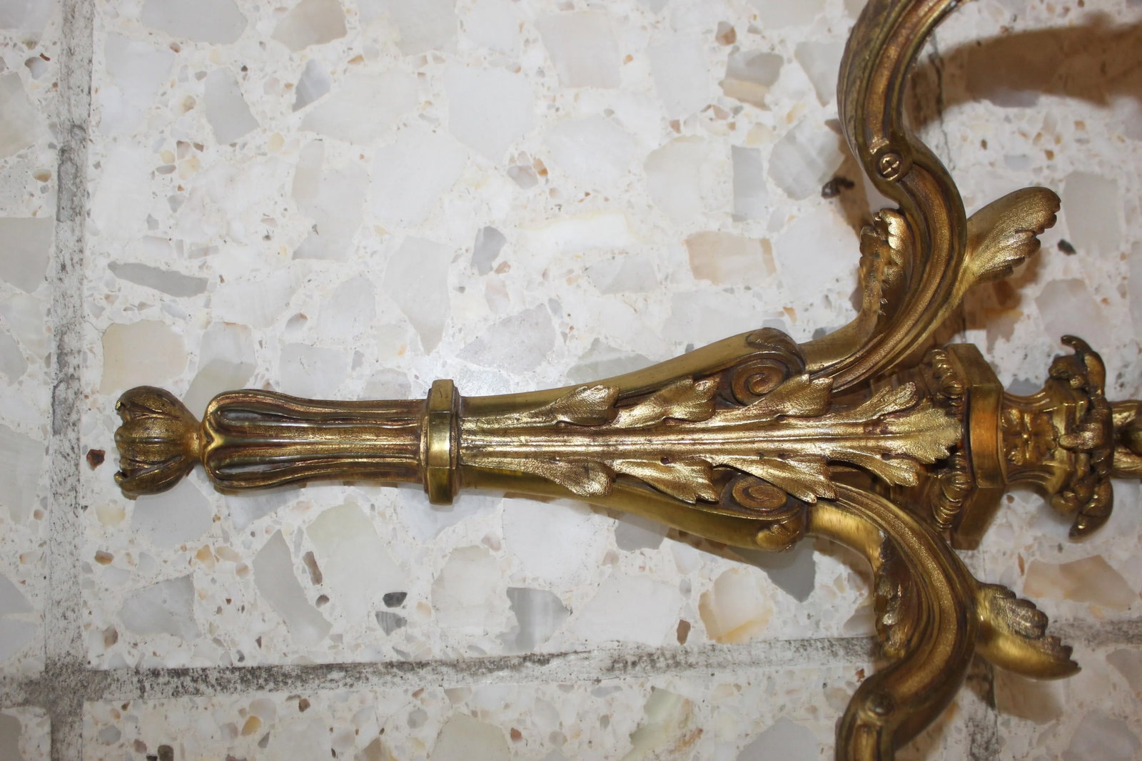 Louis XVI Sconces in Bronze Gilt - a Pair - 7