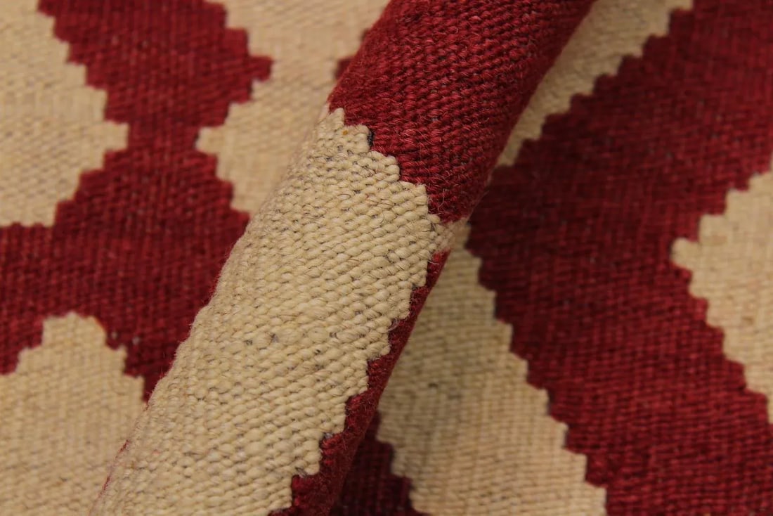 Contemporary Kilim Red/Ivory Hand-Woven Wool Rug - 4'3 X 5'8 - 6