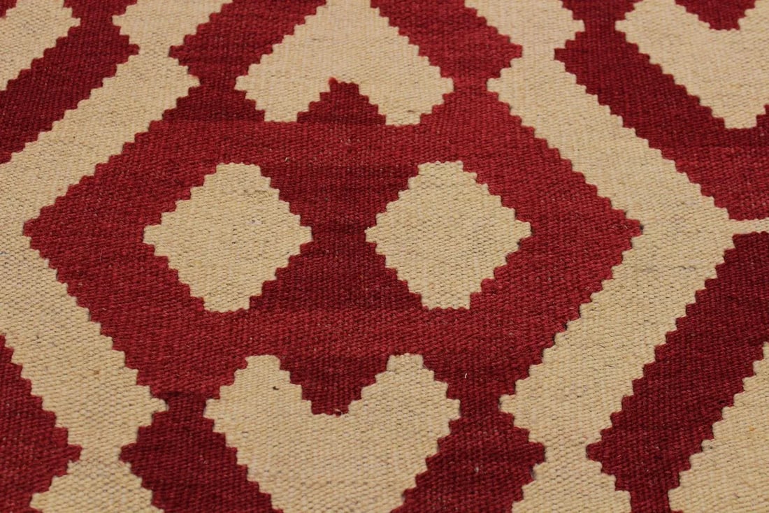 Contemporary Kilim Red/Ivory Hand-Woven Wool Rug - 4'3 X 5'8 - 7