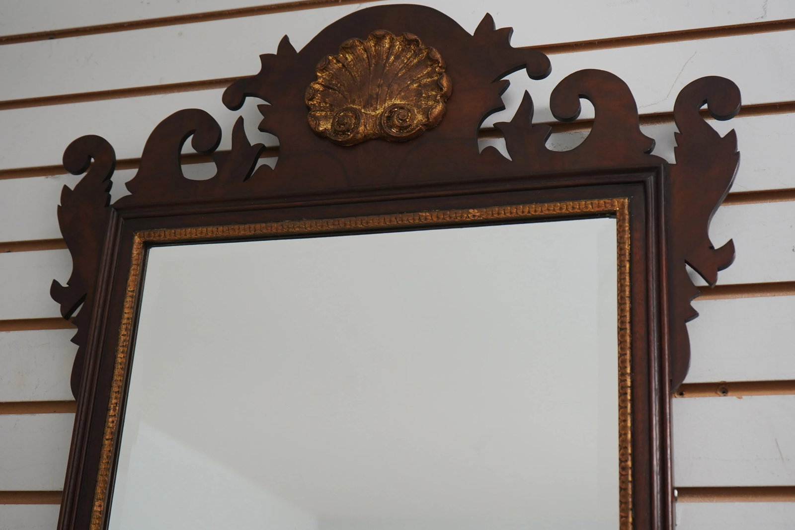 Henkel Harris Model H-5 Mahogany Chippendale Mirror - 3