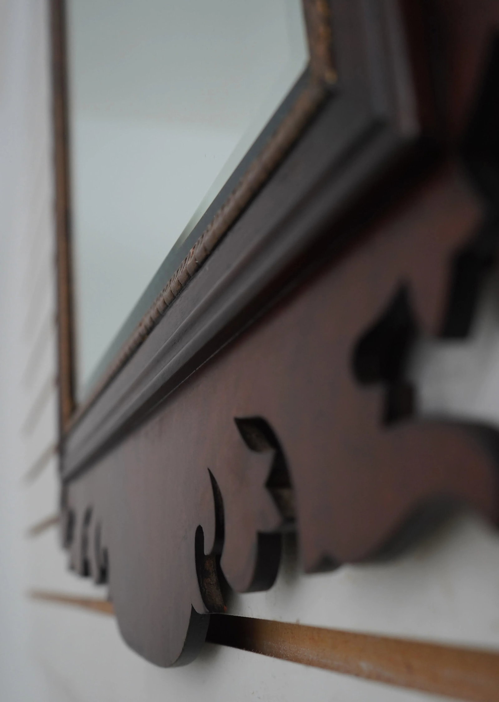 Henkel Harris Model H-5 Mahogany Chippendale Mirror - 5