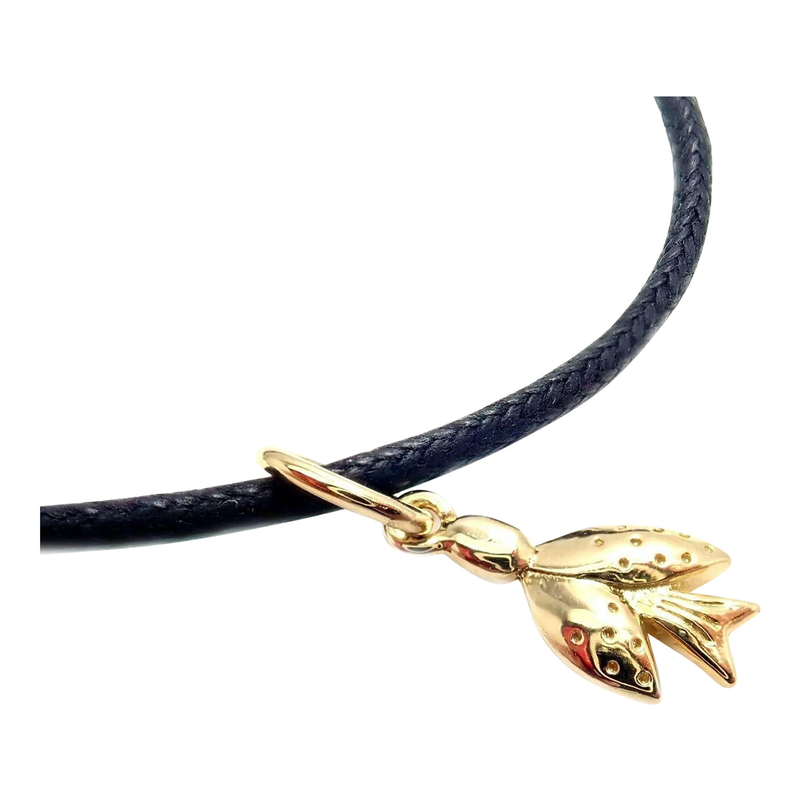 Temple St Clair 18k Flying Dove Charm Cord Bracelet: About This Piece: Retail Price: $550 Metal: 18k yellow gold charm Vermeil clasp on cord Measurements: 8mm x 20mm Weight: 2.9 grams Length: 7.25" Hallmarks: 750 Temple St Clair hallmark Condition: