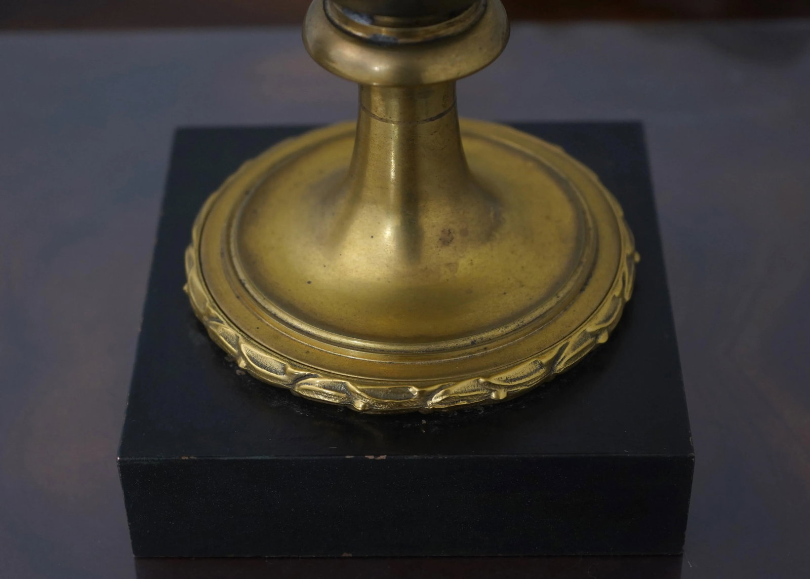 Maitland Smith Bronze & Brass Regency Urn Table Lamp - 8