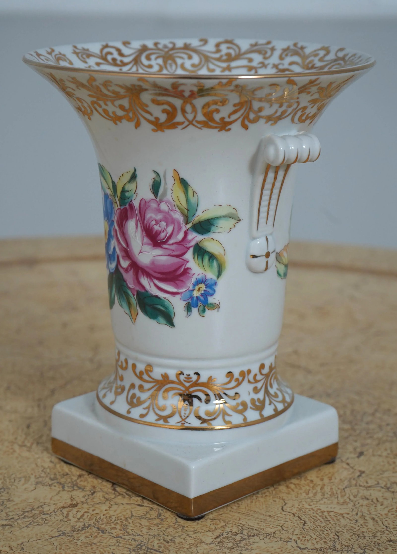 Ethan Allen Neoclassical Porcelain Urn Planter - 6