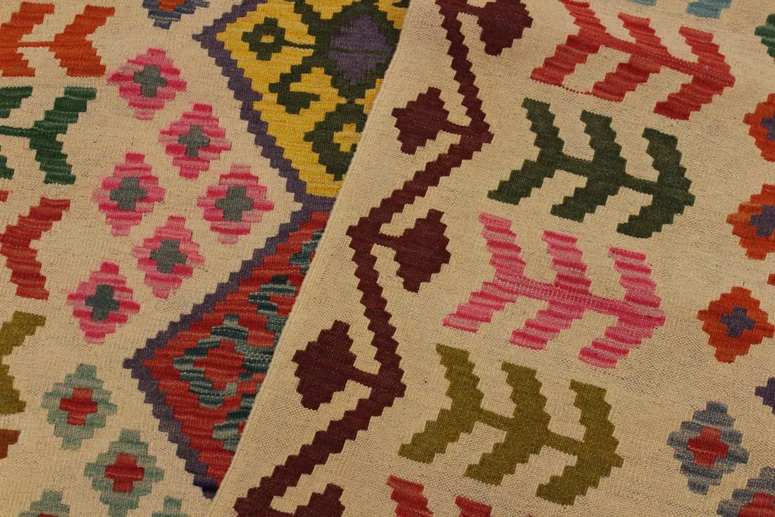 Shabby Chic Kilim Red Hand-Woven Wool Rug -5'9'' * 7'6'' - 7