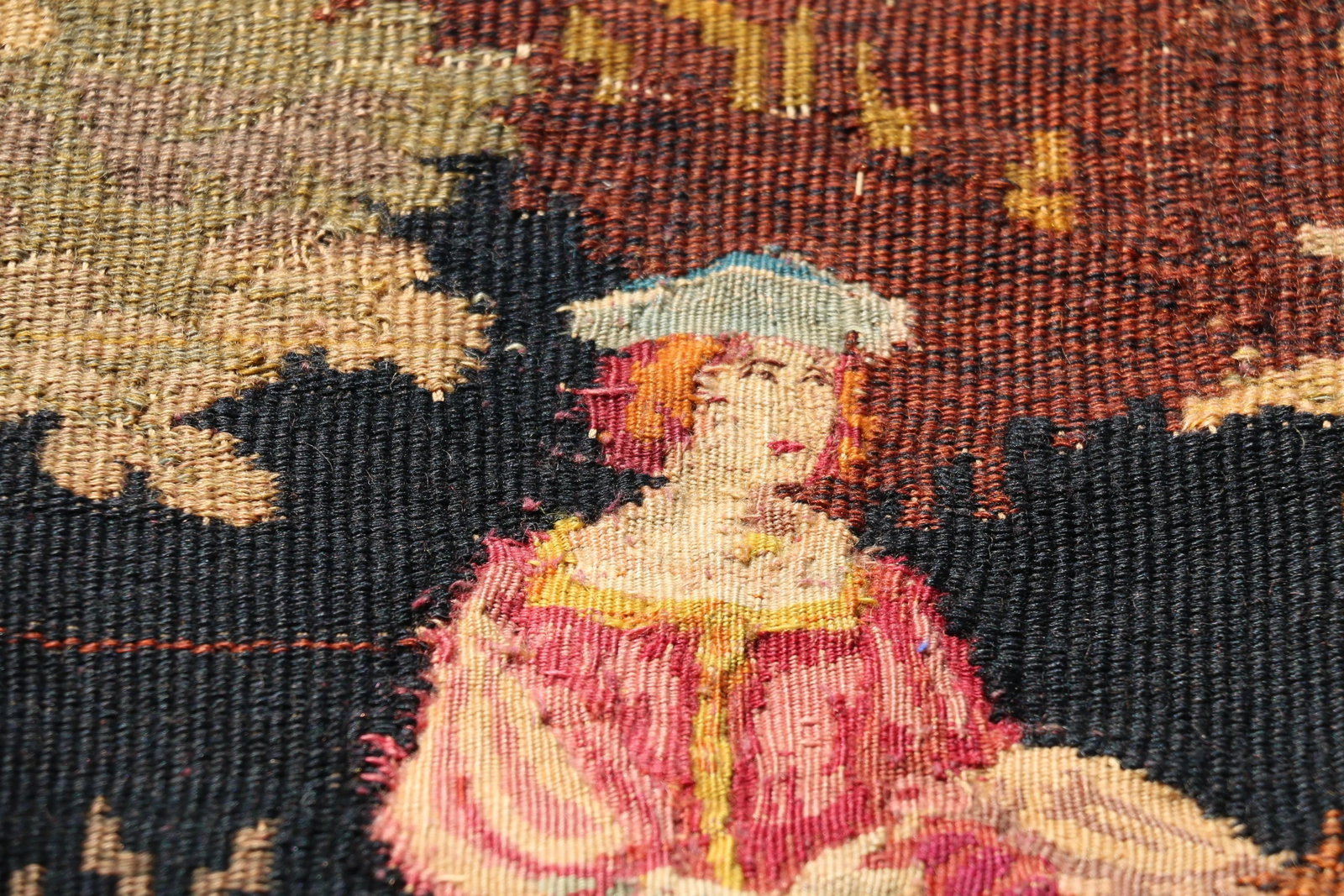 Antique Late 19th Century French Wall Hanging Pictorial Tapestry - 4