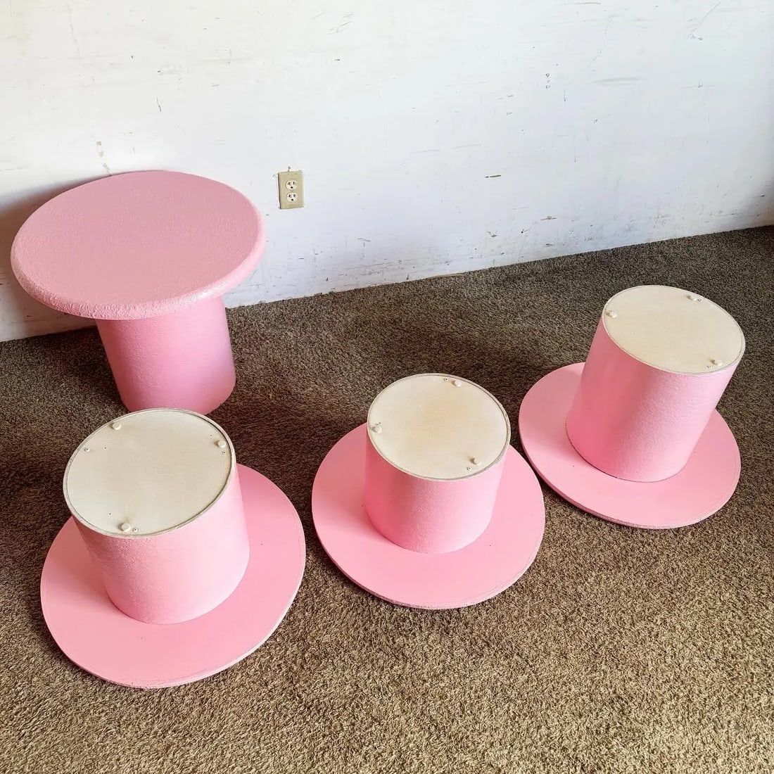 Postmodern Pink Textures Circular Mushroom Nesting Tables - Set of 4 - 7