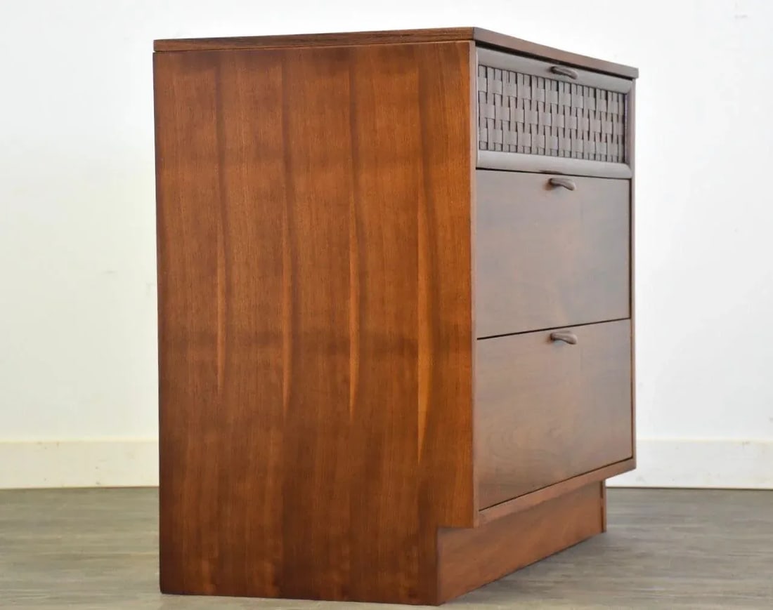 1960s Refinished Walnut Dresser by Lane - 2