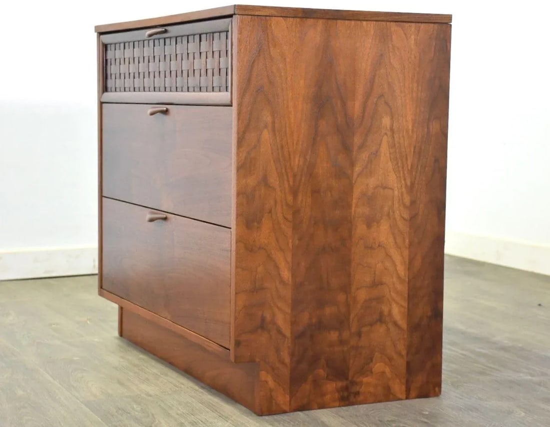 1960s Refinished Walnut Dresser by Lane - 3
