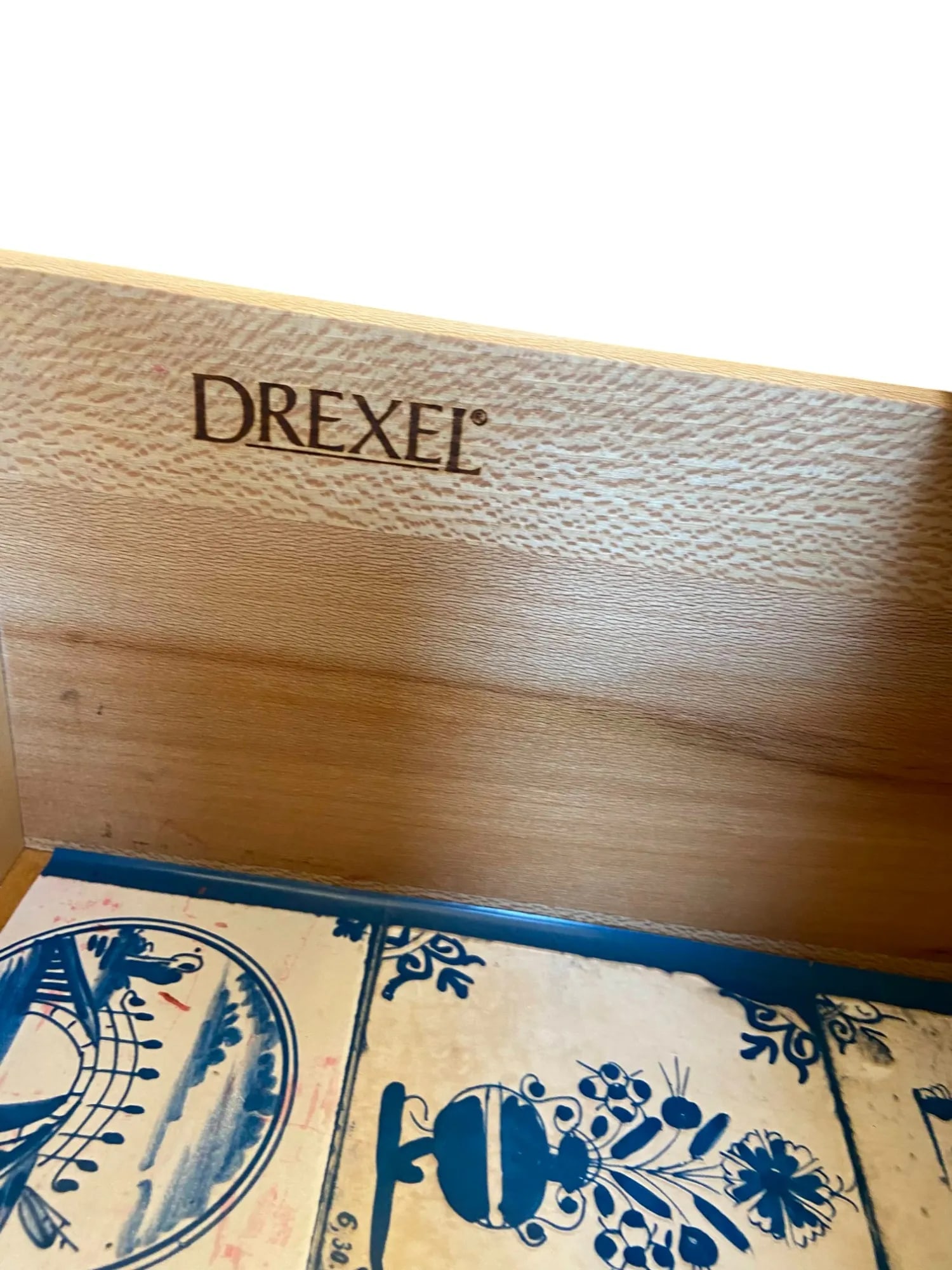 Drexel Heritage Chippendale Bedside Table - 9