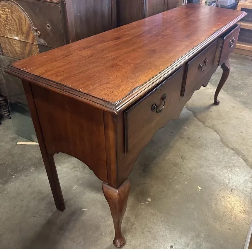 Drexel Heritage Cherry Wood Buffet Credenza - Vintage Late 20th Century - 3