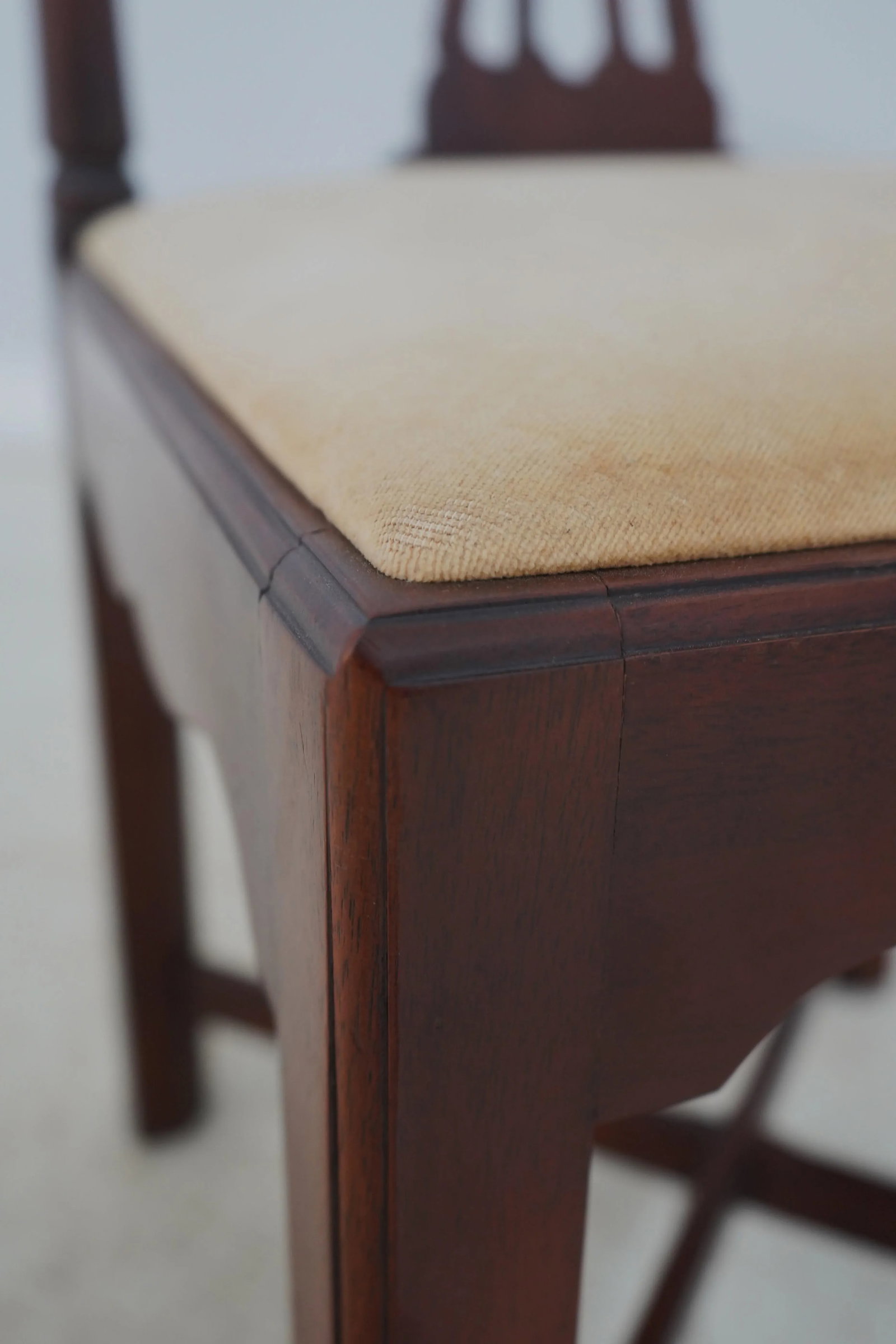 Pair Hickory Chair Chippendale Mahogany Corner Chairs - 8