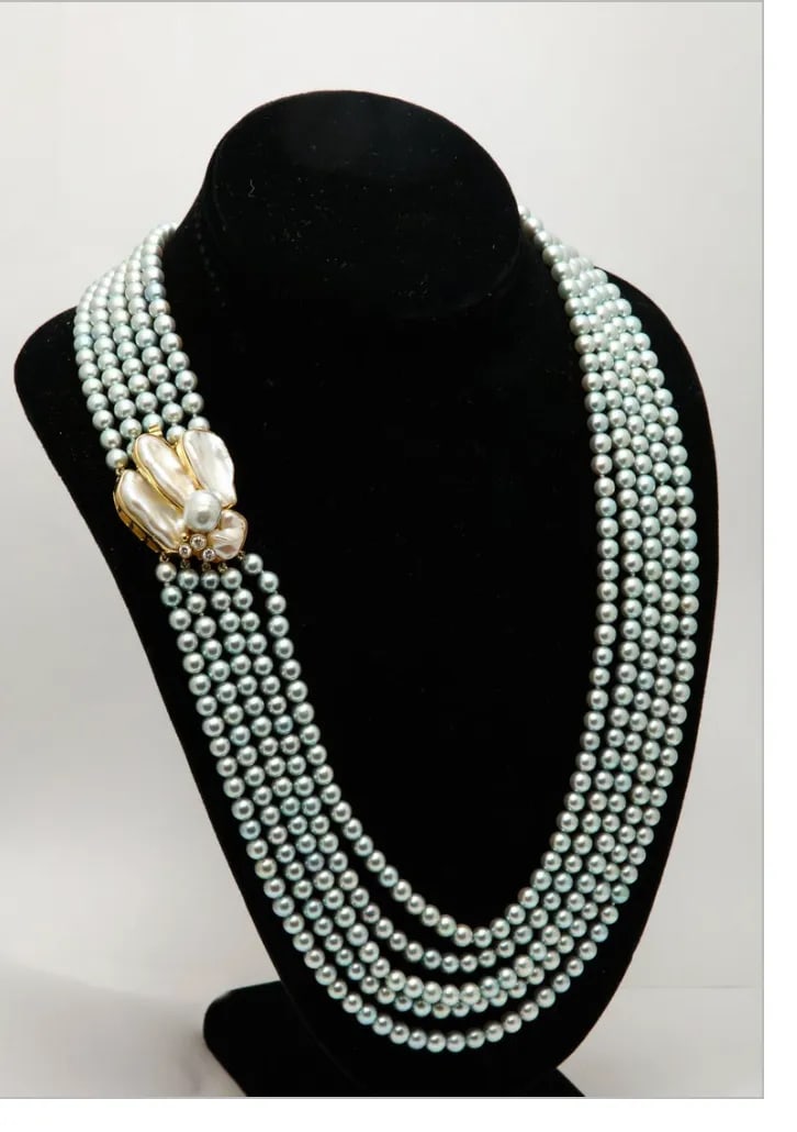 Kai-Yin Lo 5 Strand Cultured Pearl Necklace 14 Kt Gold and Diamond Clasp - 6