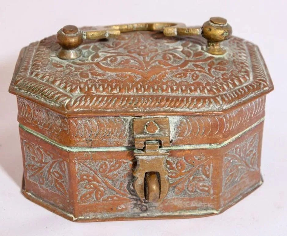 Handcrafted Antique Tinned Copper Metal Betel Box, India - 9
