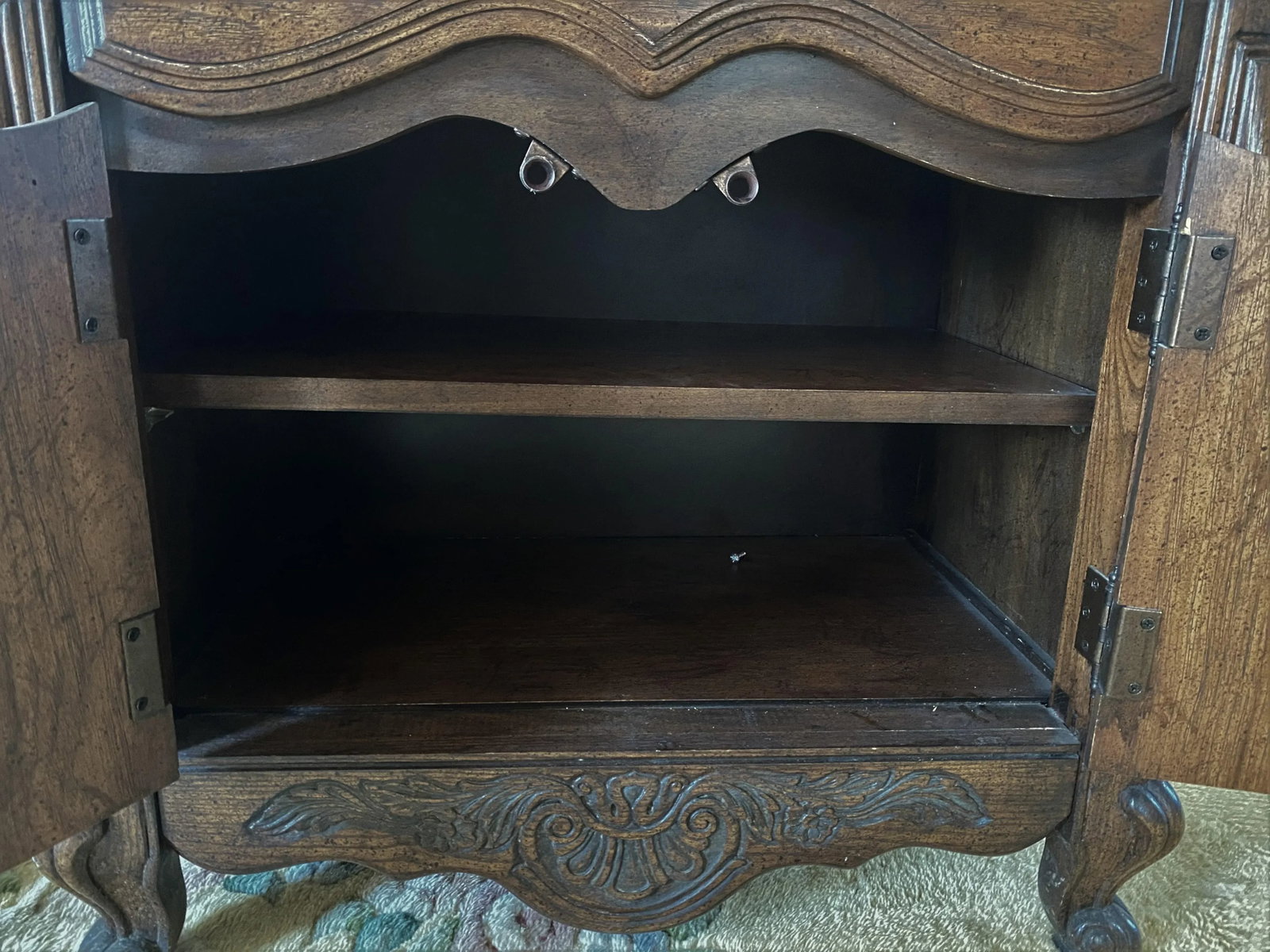 French Country Carved Dark Wood Nightstands Side End Tables- a Pair - 12