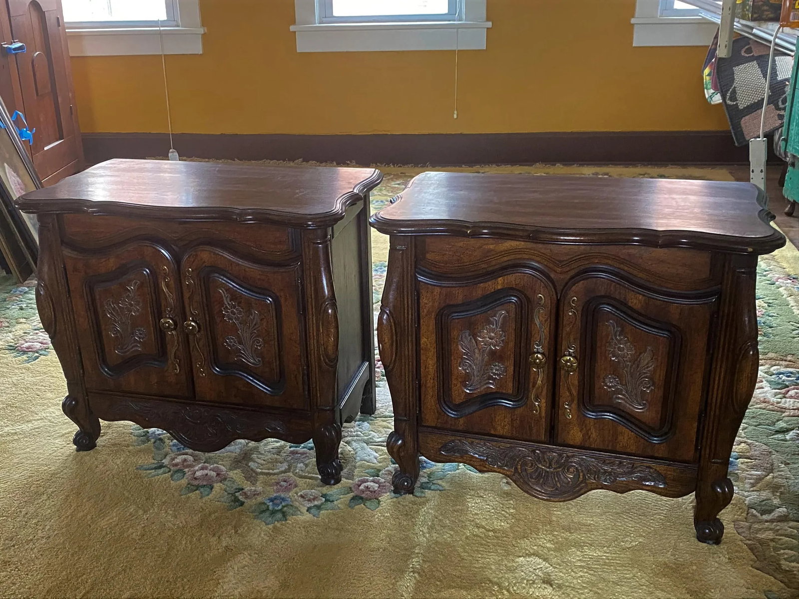 French Country Carved Dark Wood Nightstands Side End Tables- a Pair - 13