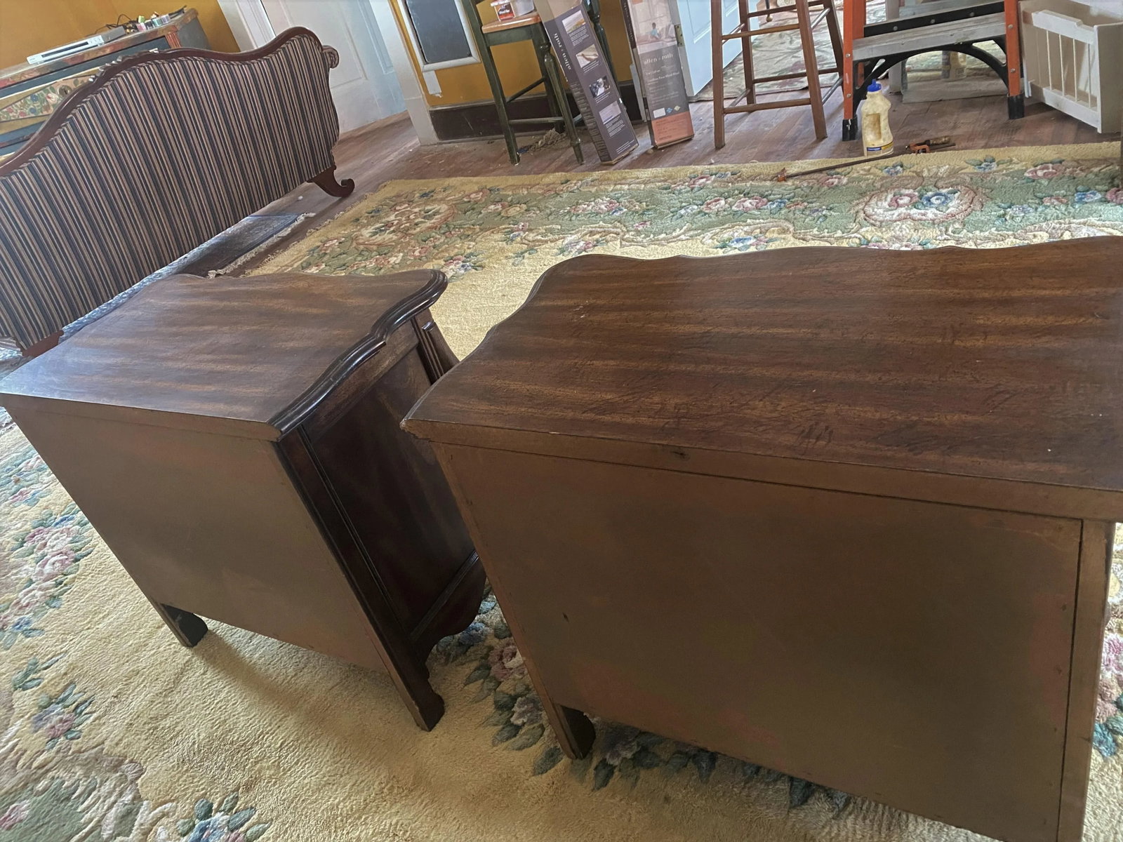 French Country Carved Dark Wood Nightstands Side End Tables- a Pair - 4