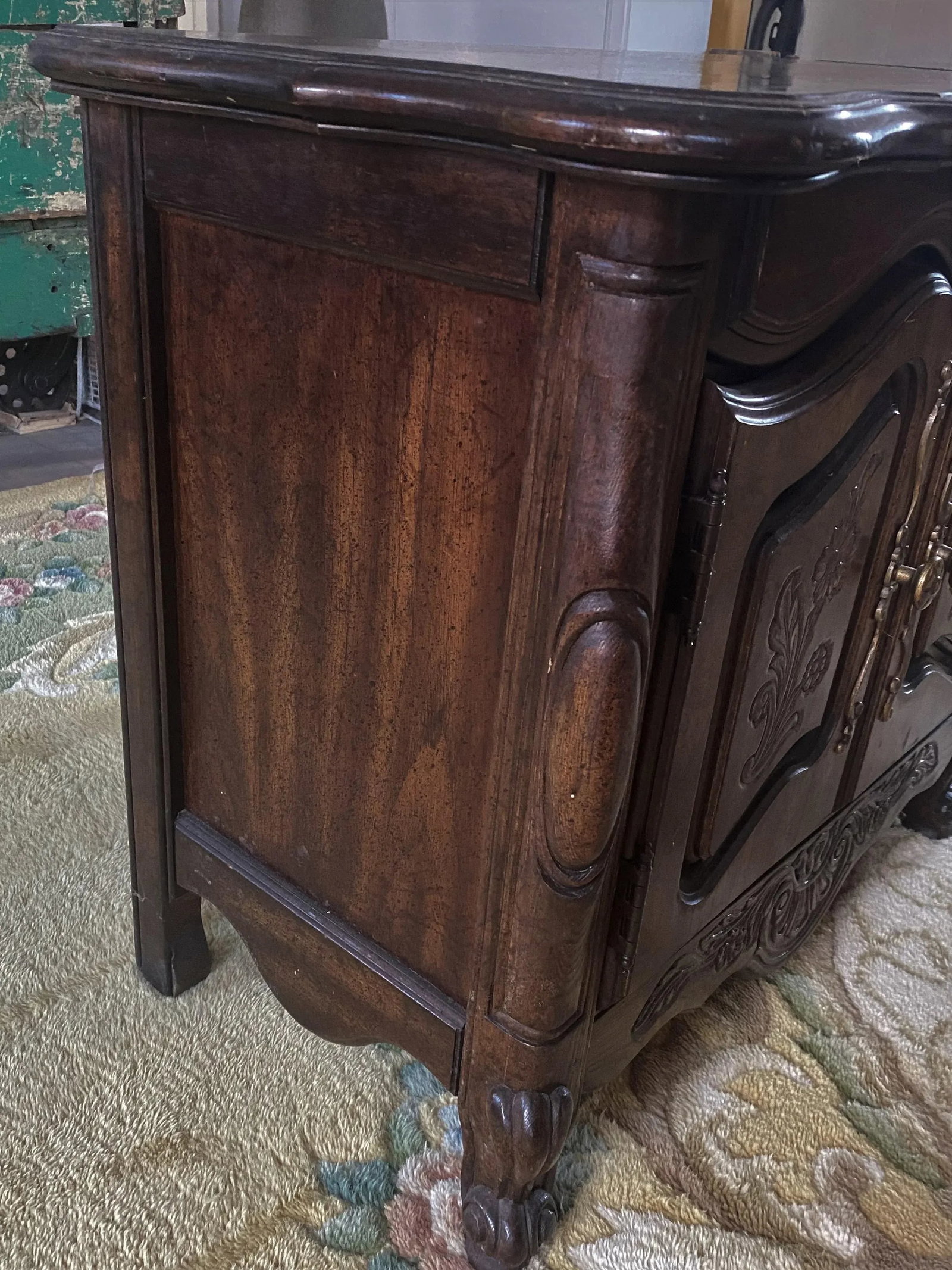 French Country Carved Dark Wood Nightstands Side End Tables- a Pair - 5