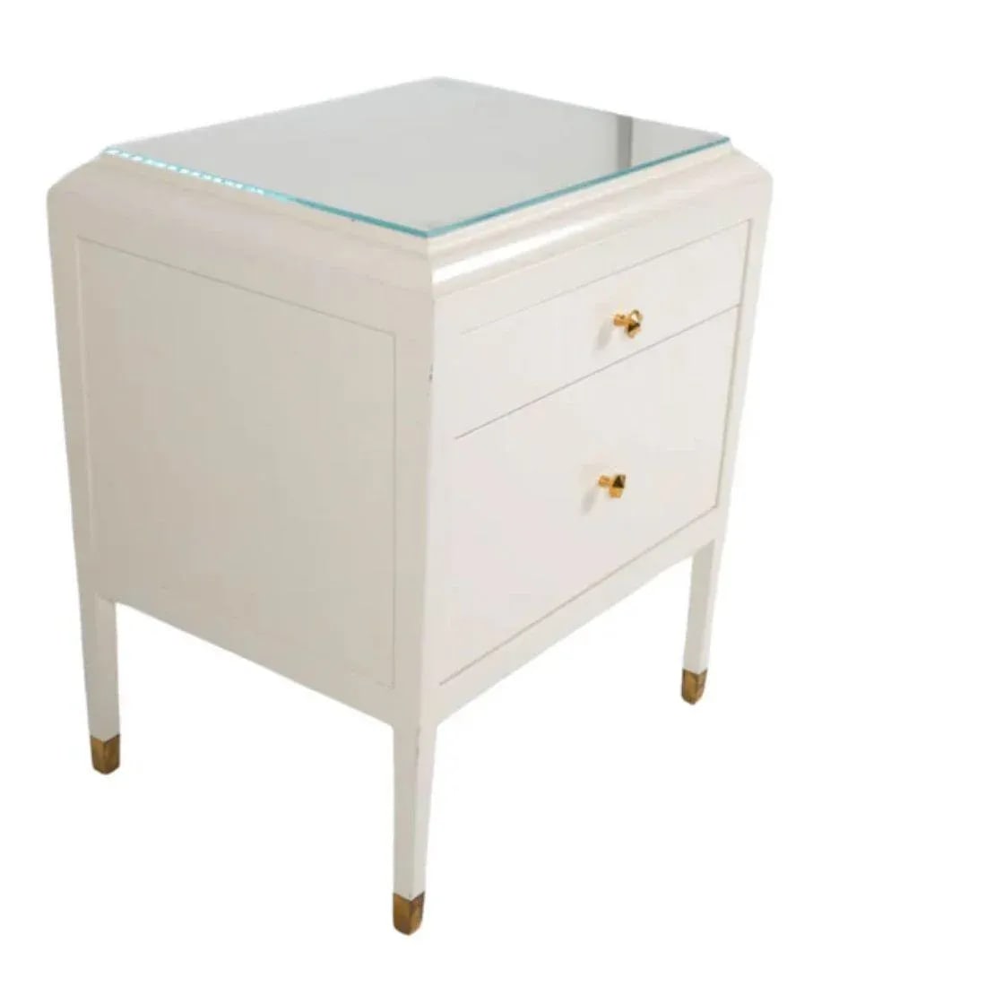 Contemporary White Lacquered Nightstand With Brass Fittings and Glass Top - 3