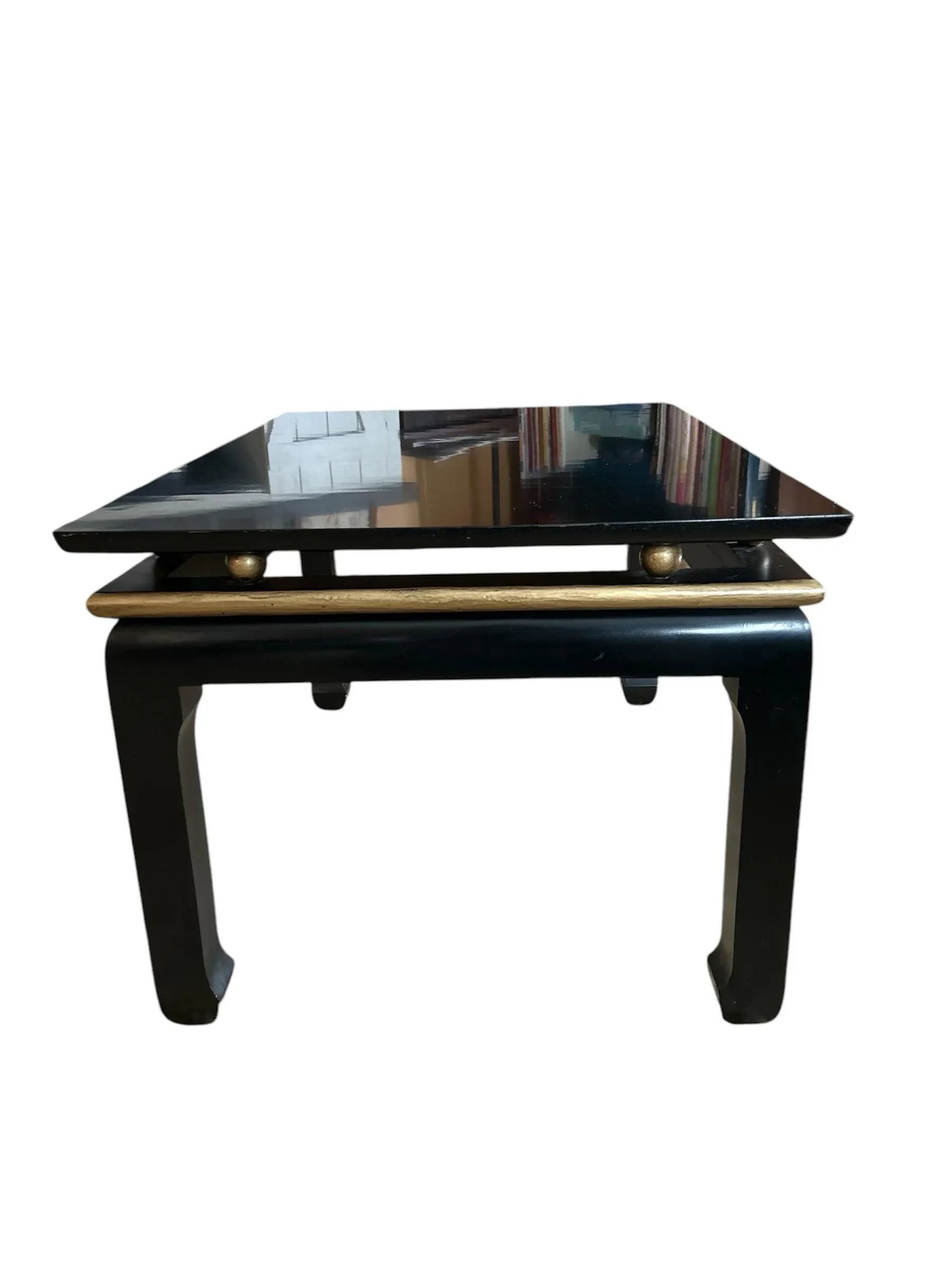 Mid 20th Century Vintage Asian Black and Gold Coffee Table - 2