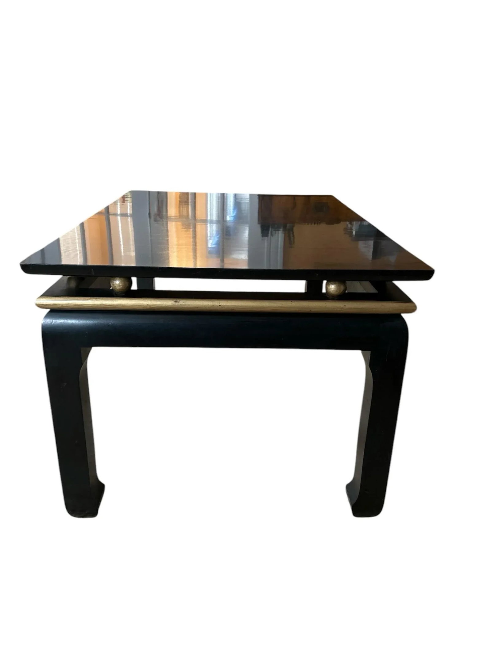Mid 20th Century Vintage Asian Black and Gold Coffee Table - 5