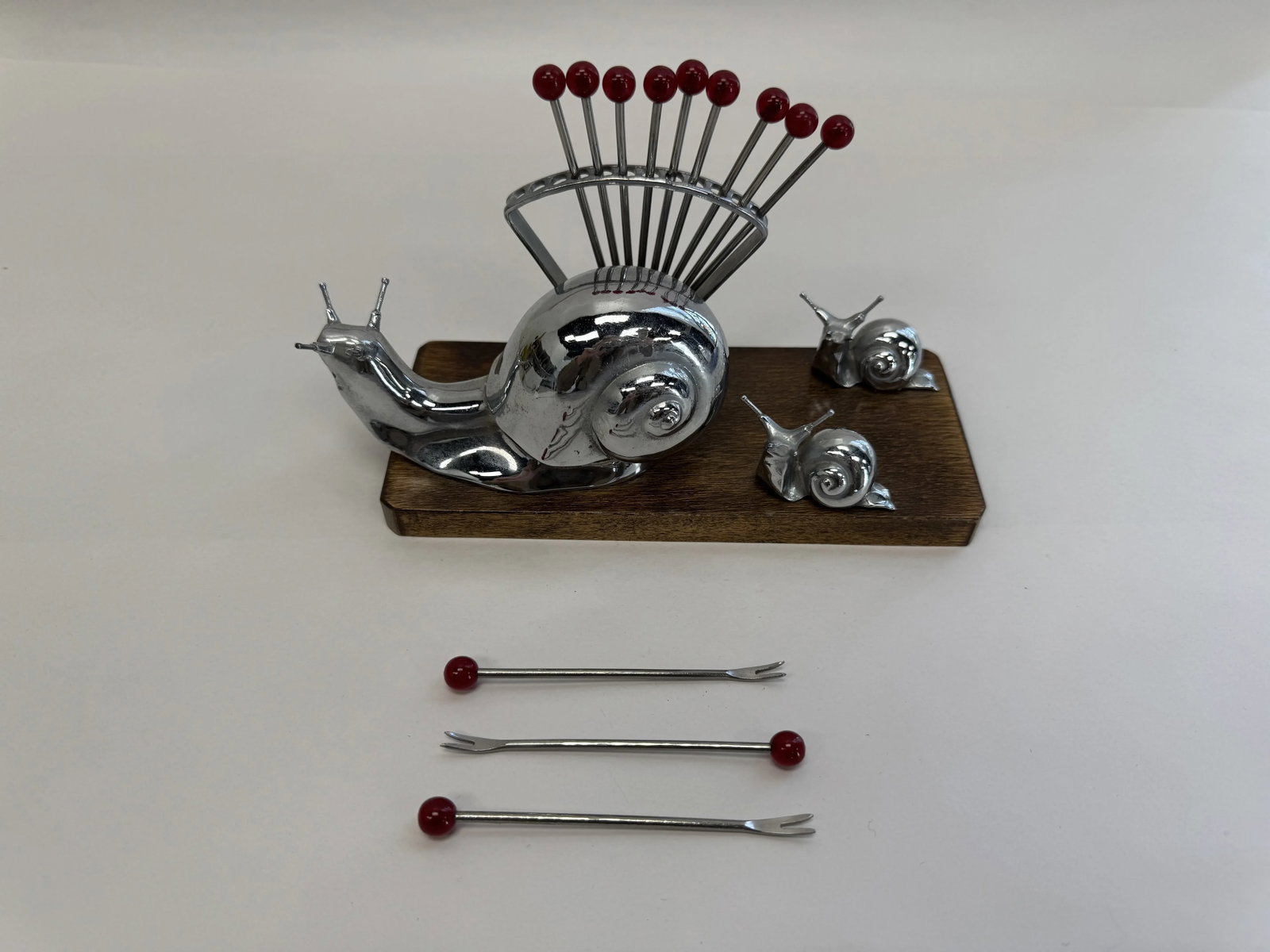 Early 20th Century Chrome Snail Cocktail Skewer / Escargot Fork Holder - 2