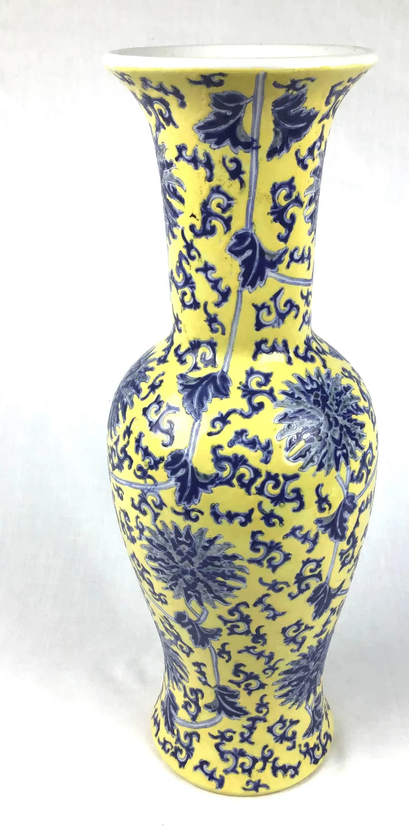 Vintage Chinese Porcelain Yellow & Blue Vase - 2