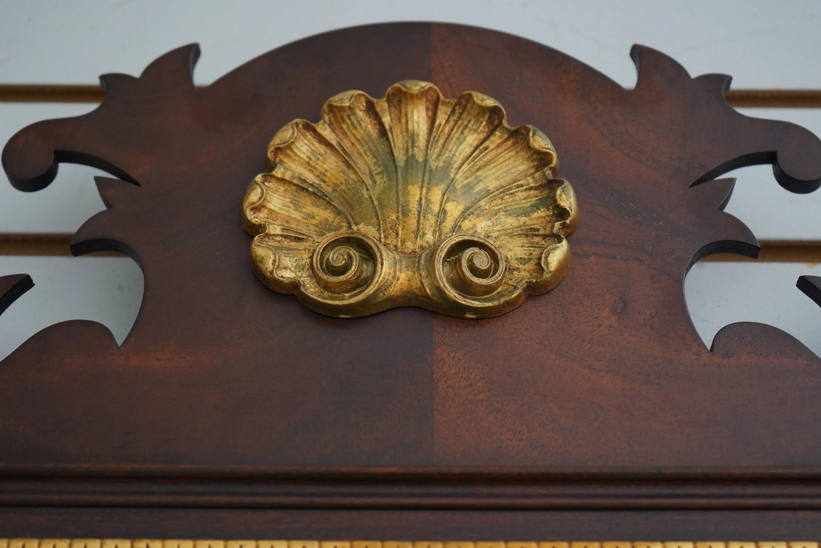 Henkel Harris Chippendale Mahogany Mirror - 10