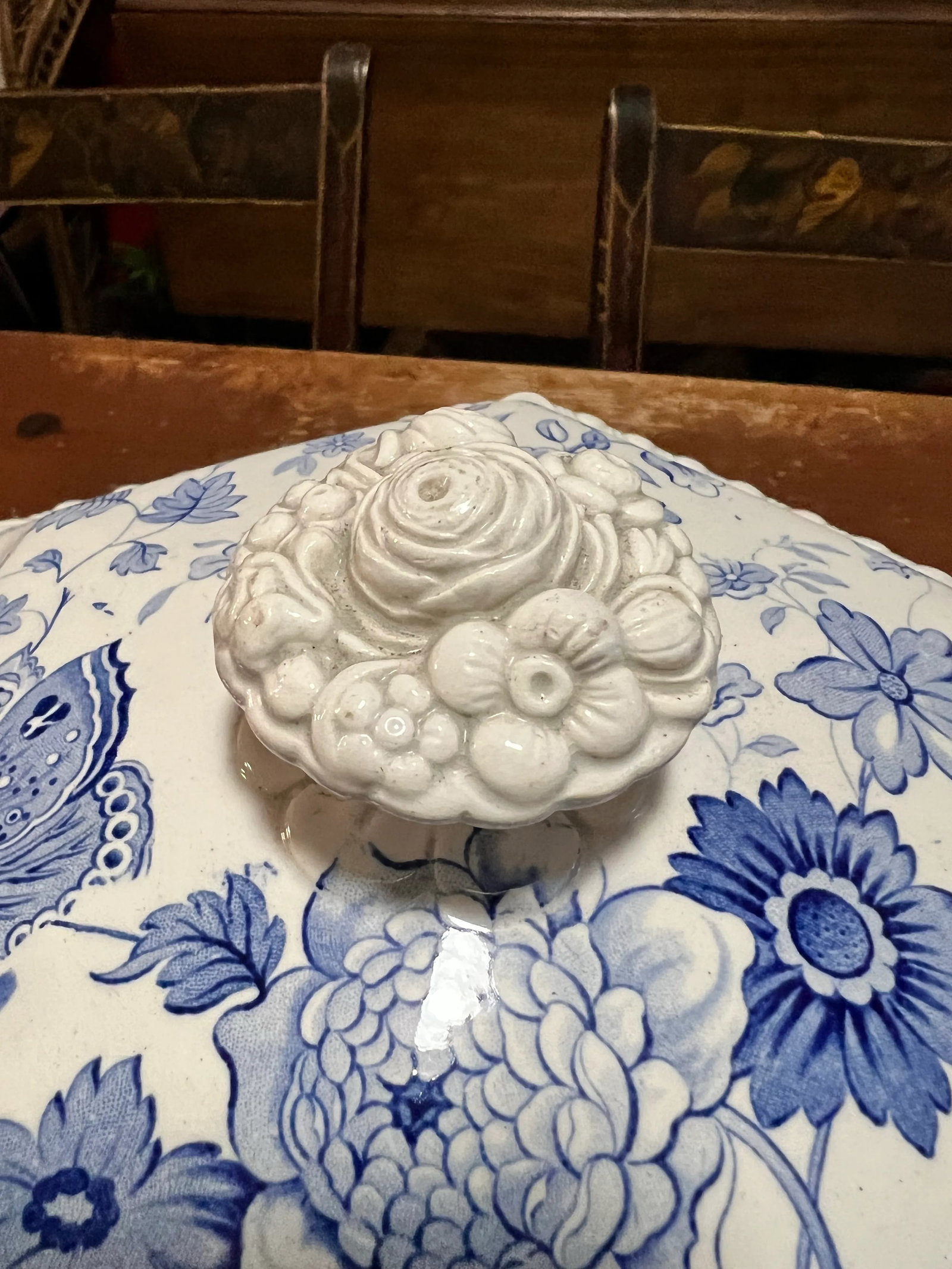 Antique English Staffordshire Blue Transfer Decorated Soup Tureen "Windsor Festoon" - 7