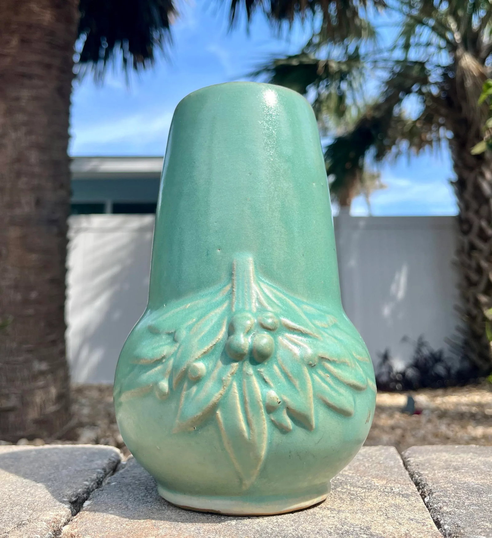 1930s McCoy Sage Green Leaves & Berries Art Pottery Vase - 2