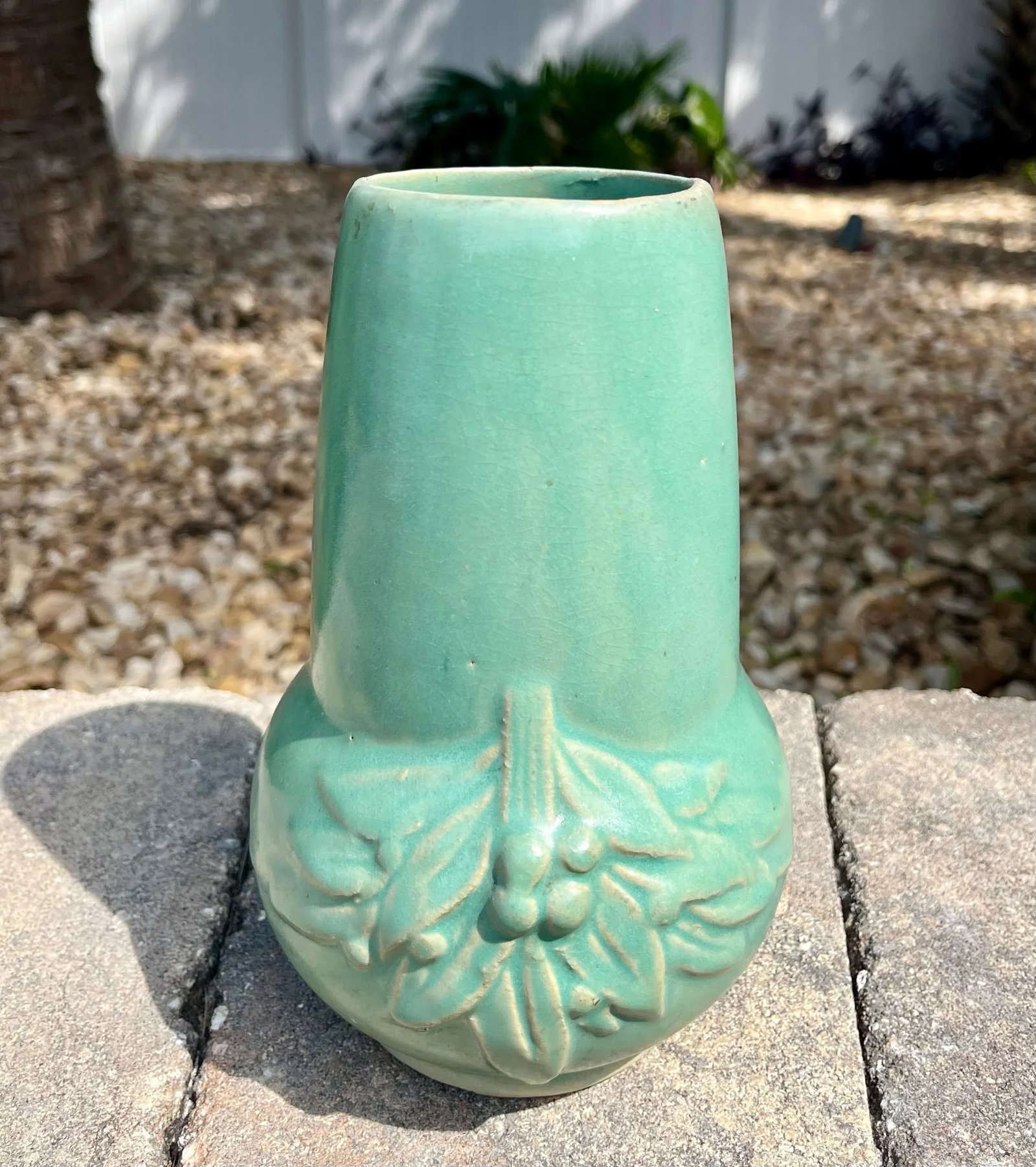 1930s McCoy Sage Green Leaves & Berries Art Pottery Vase - 3