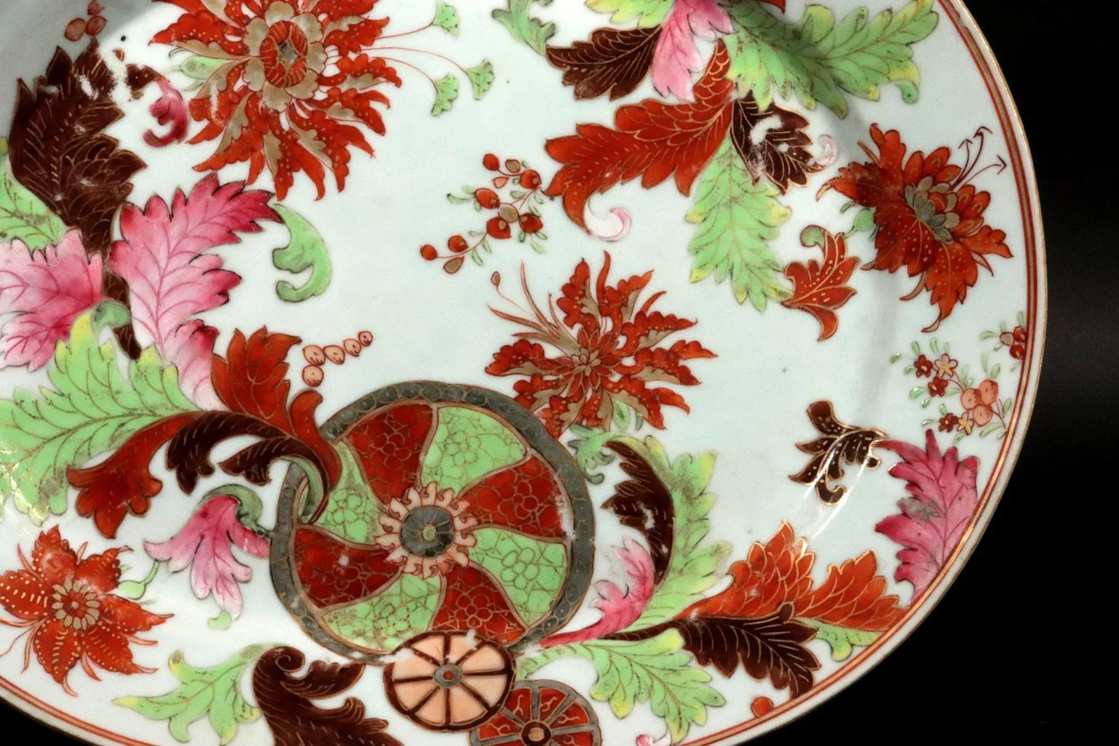 Opulent Botanicals: Chinese Export "Pseudo Tobacco Leaf" Oval Dish - 3