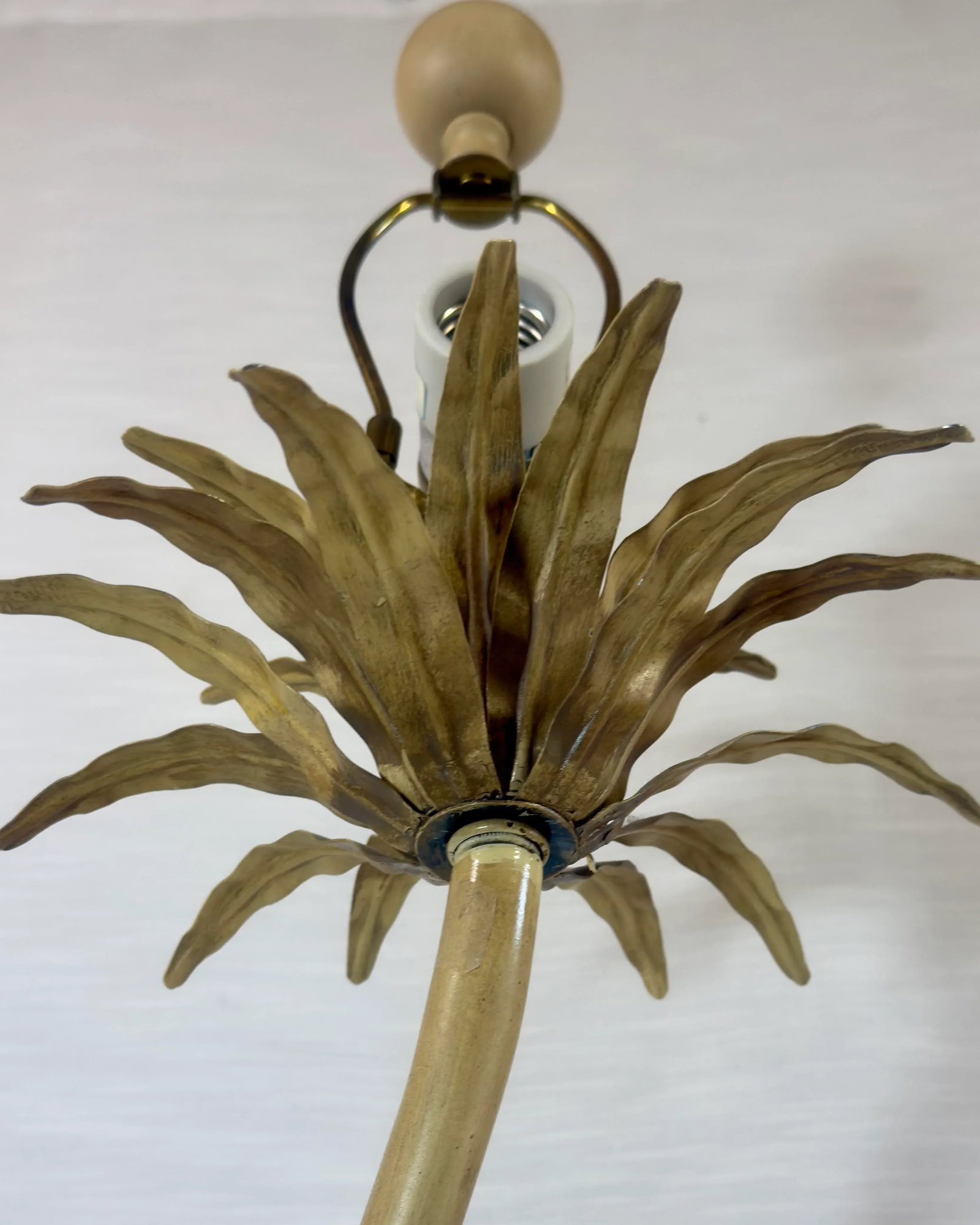 Vintage Palm Beach Regency Parcel Gilt Parrot Tole Palm Tree Table Lamp - Mid-Century Modern Decor - 10